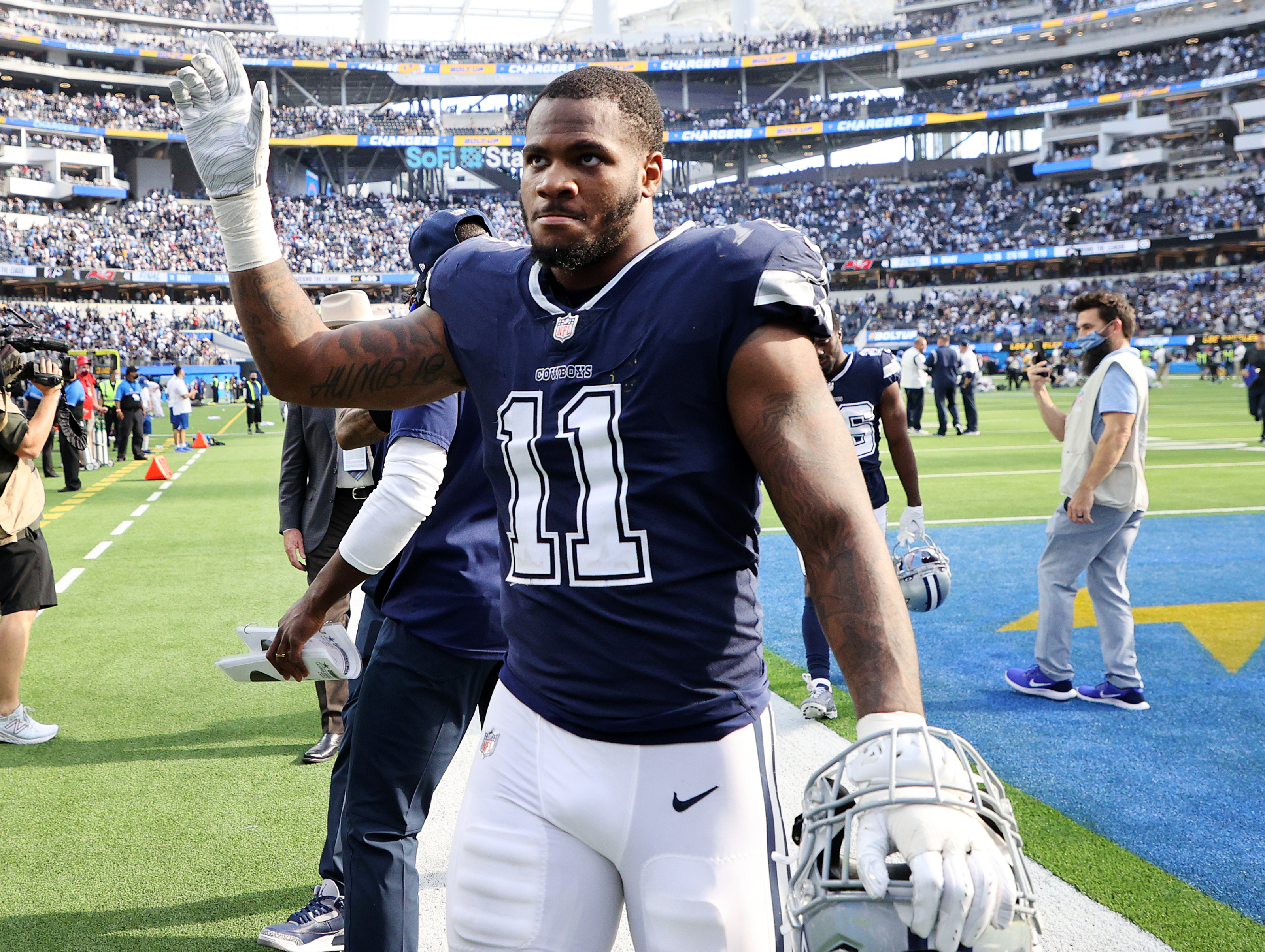 Dallas Cowboys: Micah Parsons dominates on the edge vs. Chargers