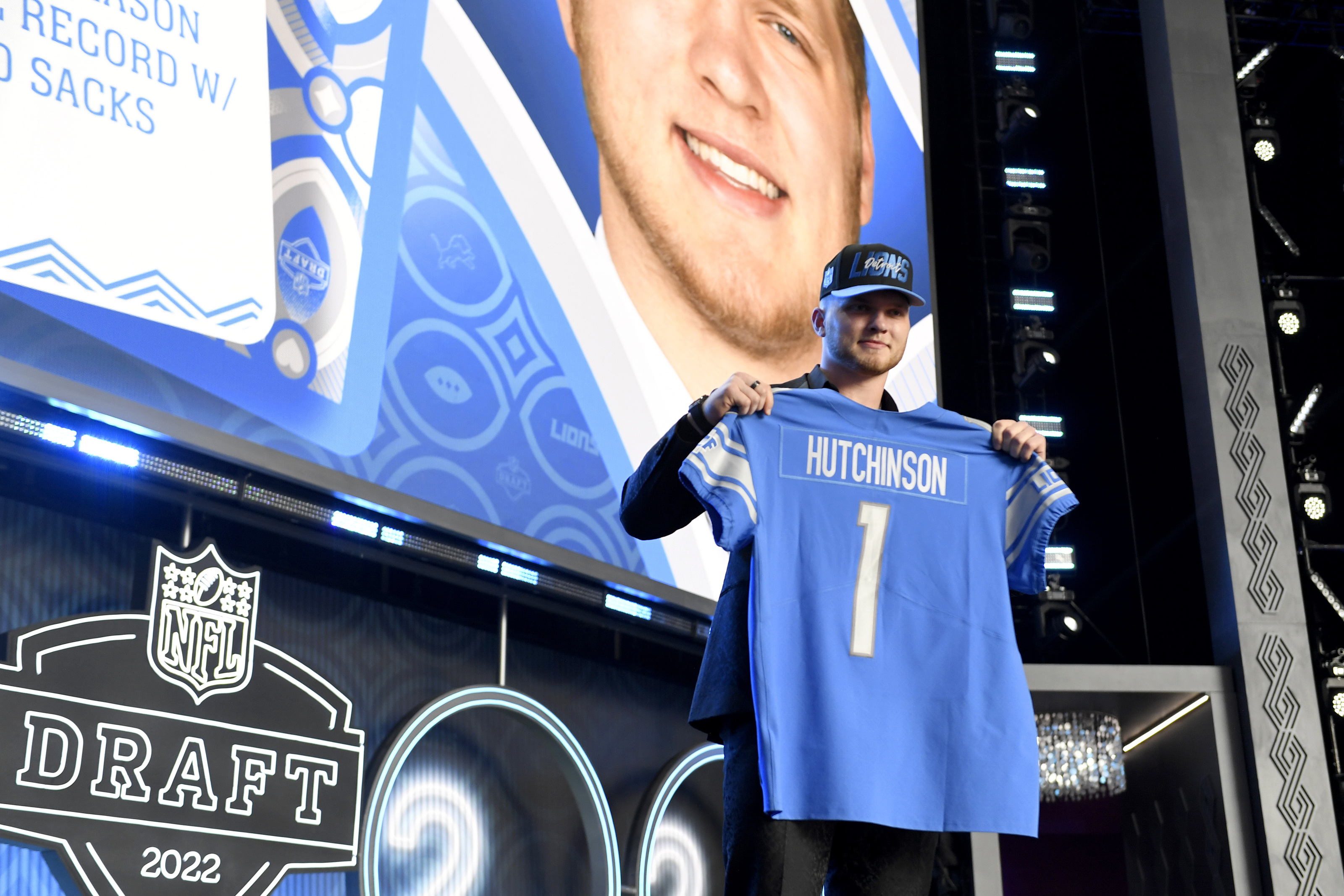 2. Aidan Hutchinson, DE, Michigan, to Detroit Lions - Nfl Draft - 1