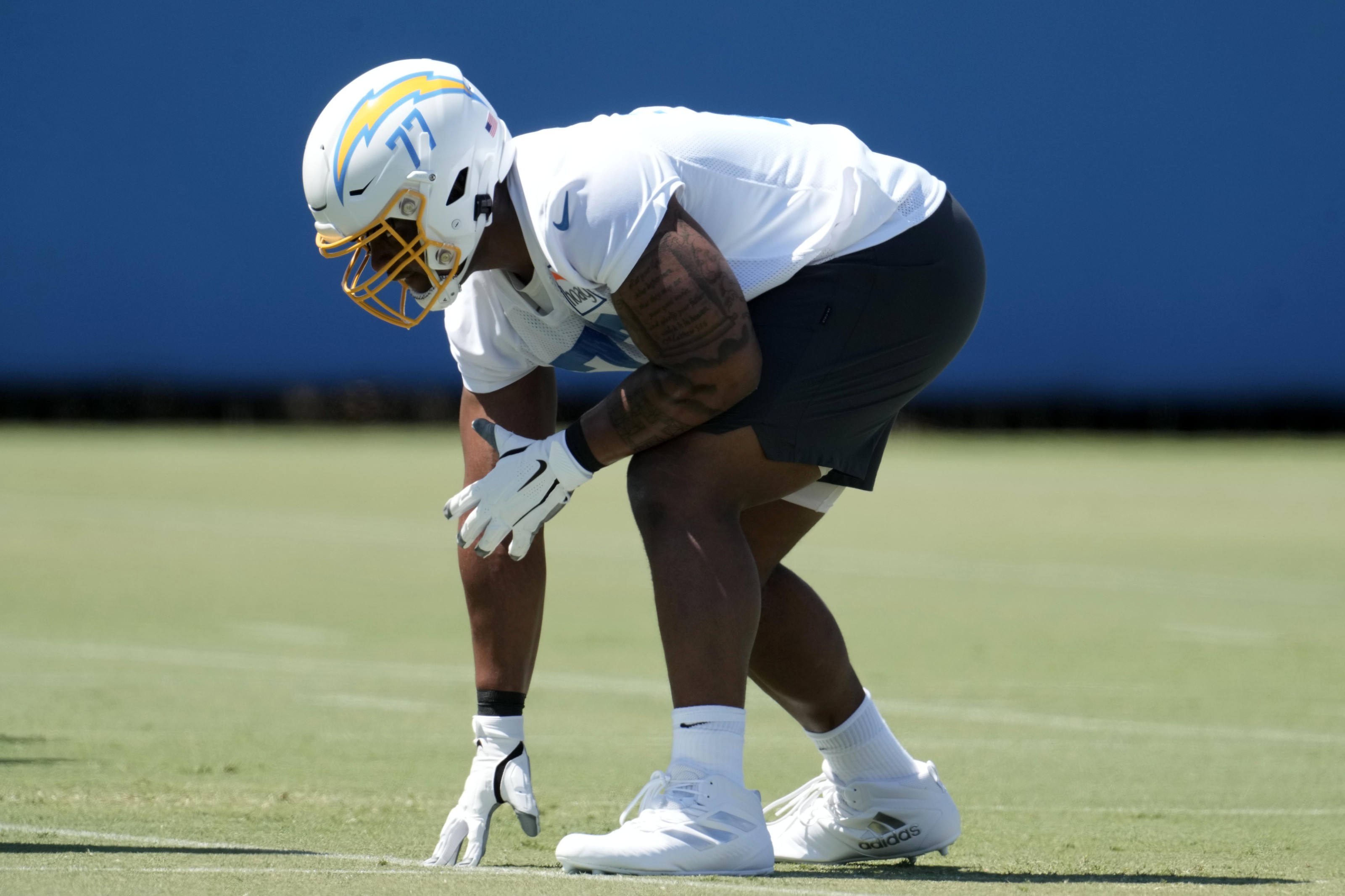 Chargers Take Zion Johnson The Best Guard in the 2022 NFL Draft