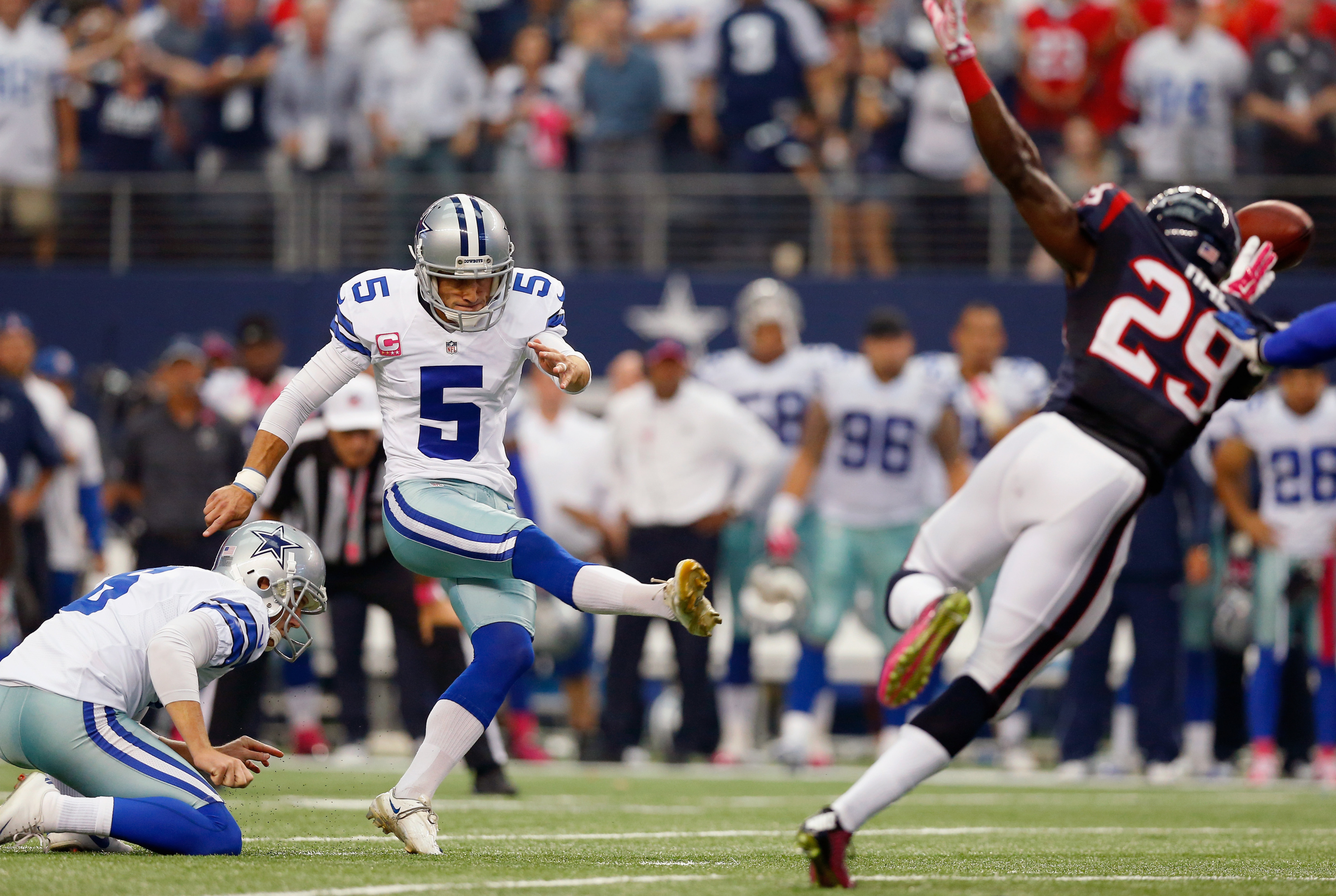 New York Jets: Dan Bailey should be picked up