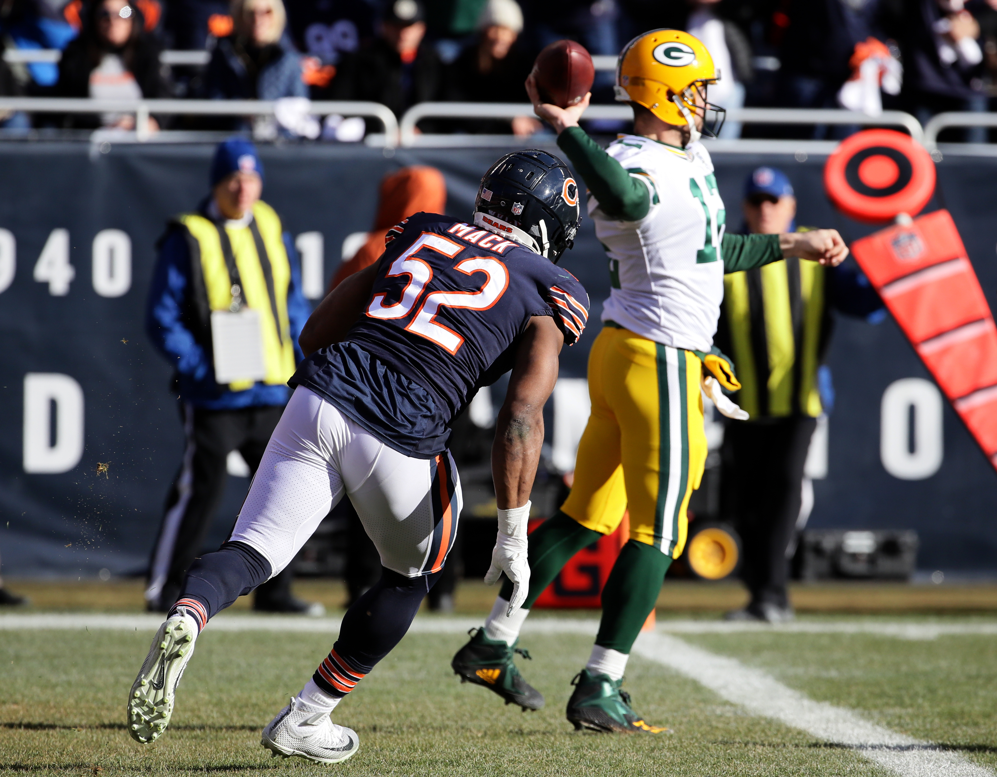 Chicago Bears: Anatomy of season-changing Khalil Mack trade
