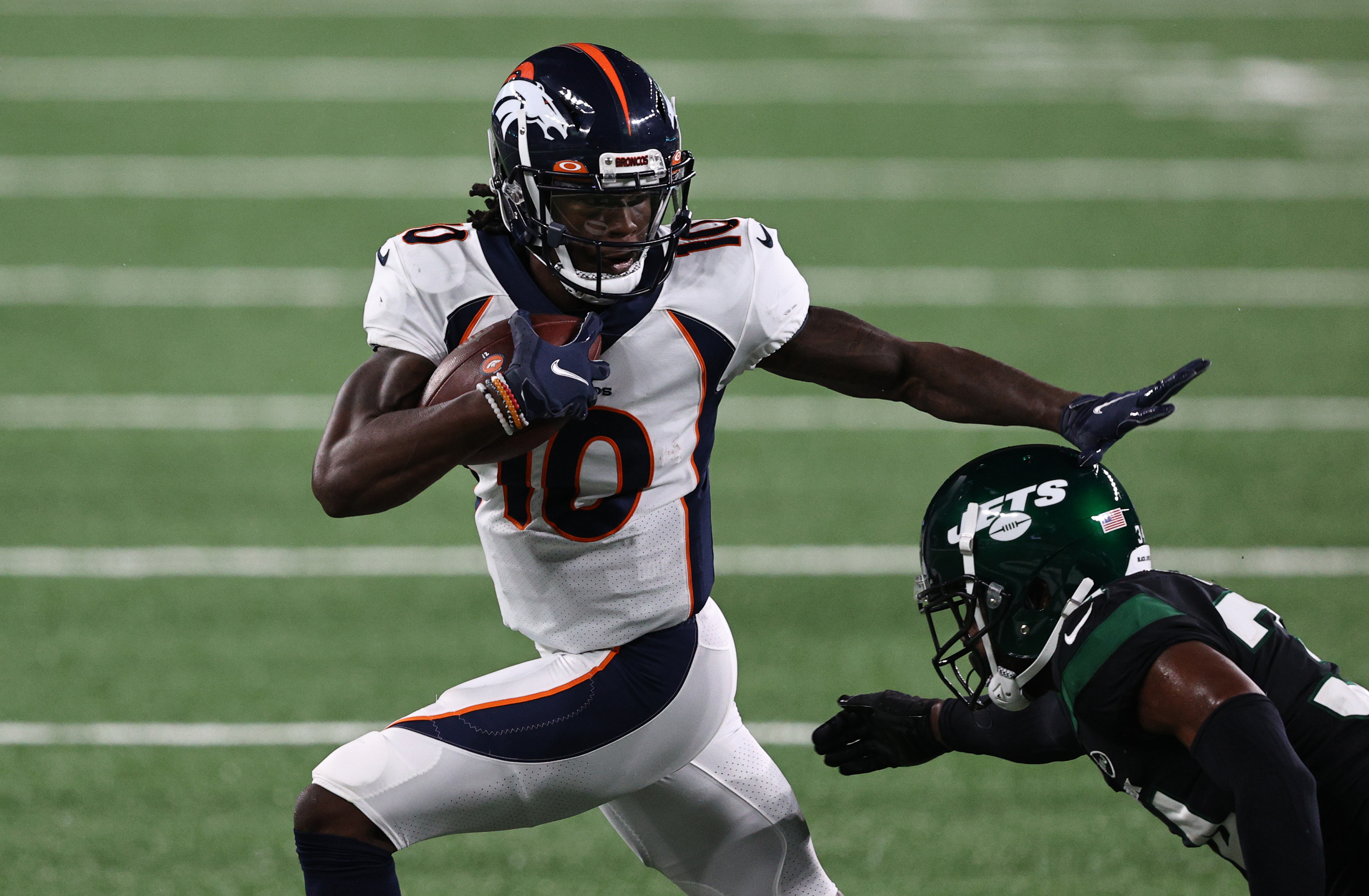 5 NFL wide receivers who could break out in the 2021 season