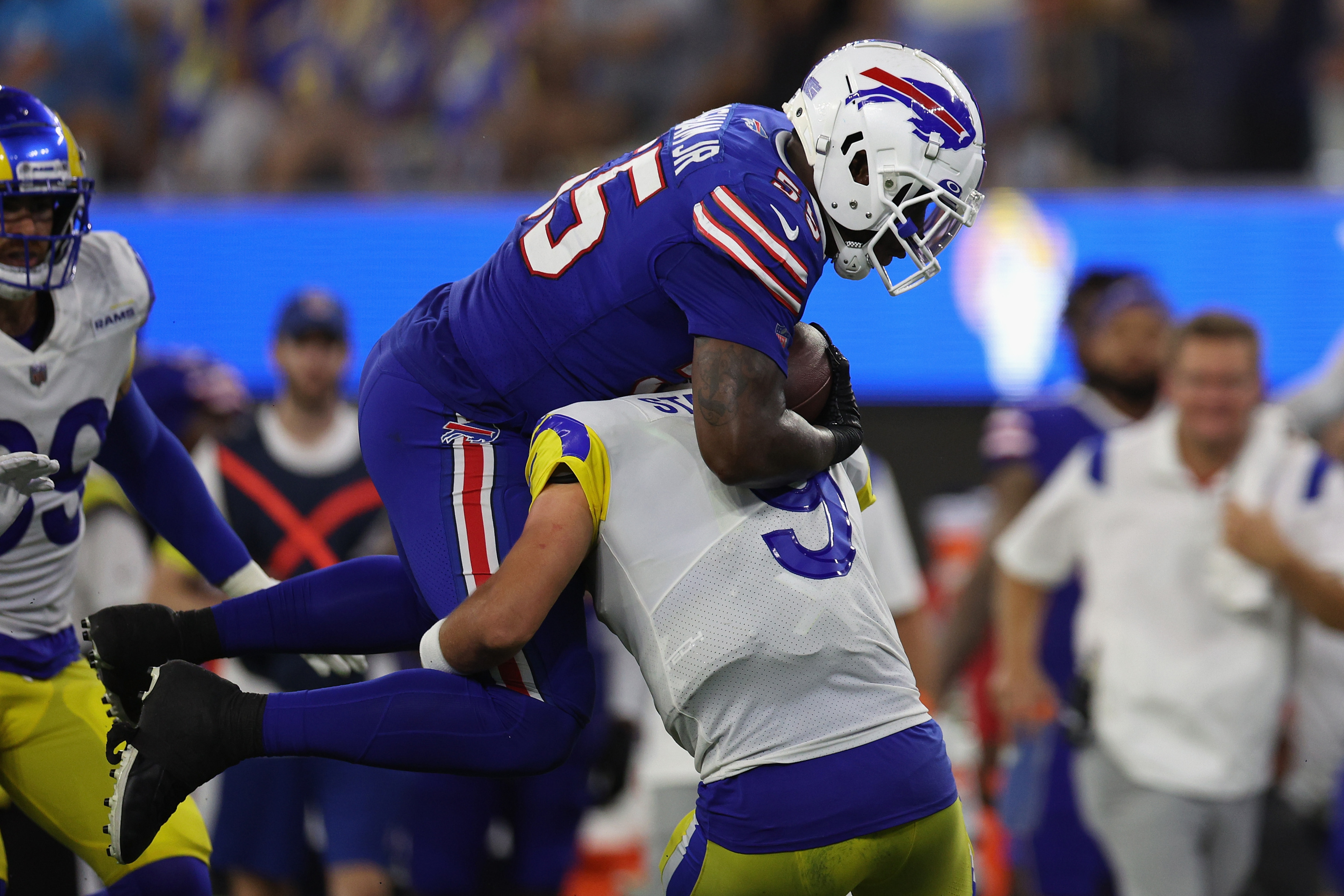 Buffalo Bills physicality too much for Rams in season opener