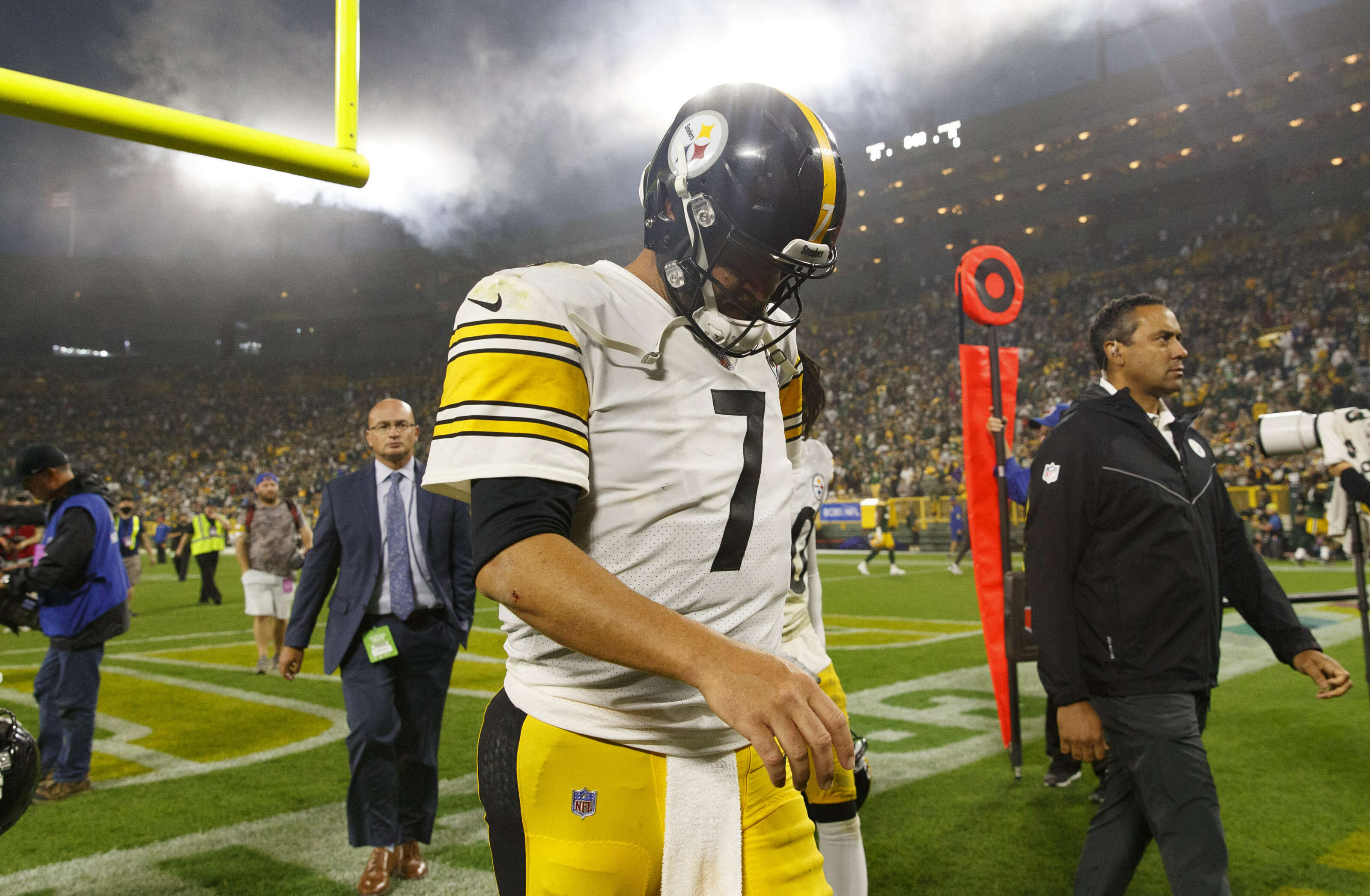 Quarterbacks the Pittsburgh Steelers should replace Ben