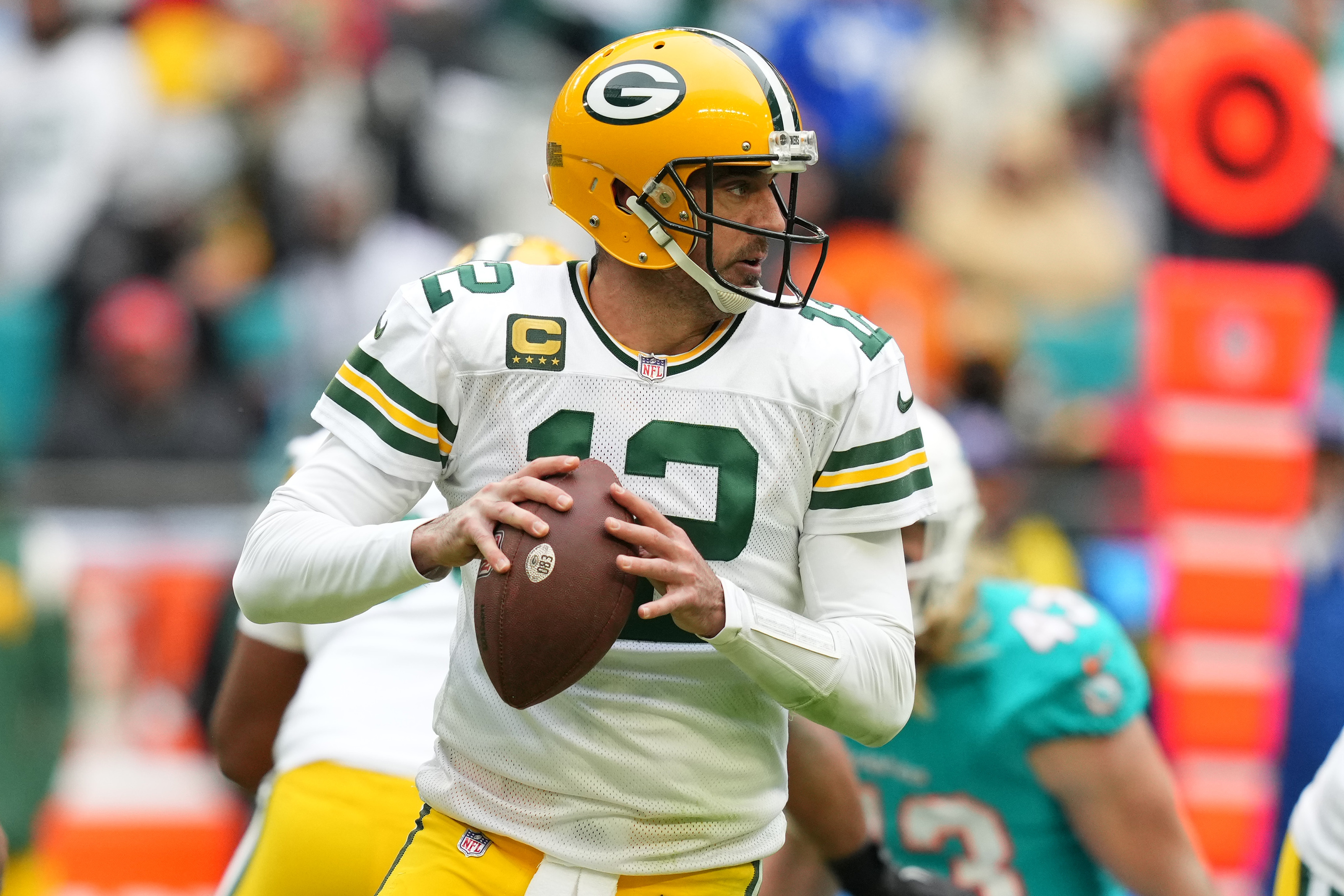 Better fit for Aaron Rodgers in 2023: Raiders or Jets?