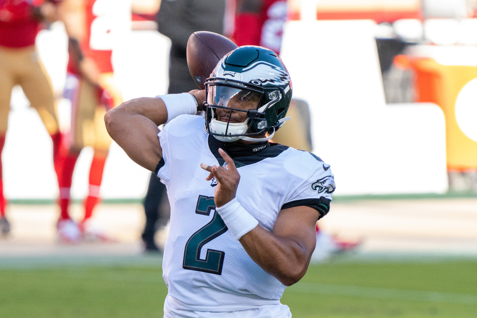 Philadelphia Eagles need to give Jalen Hurts a look at quarterback