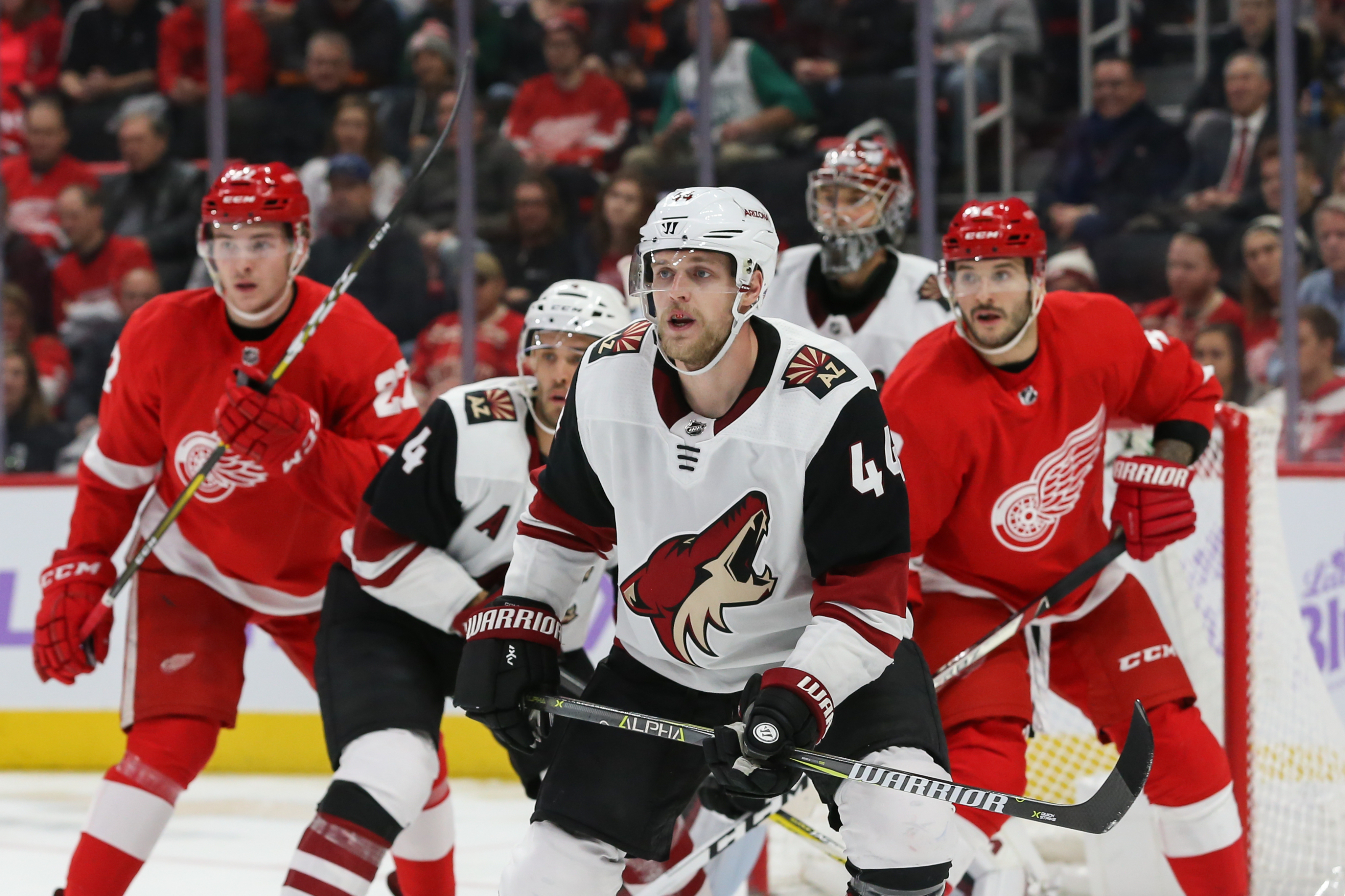 Arizona Coyotes Darcy Kuemper Leaves Road Trip Following Injury