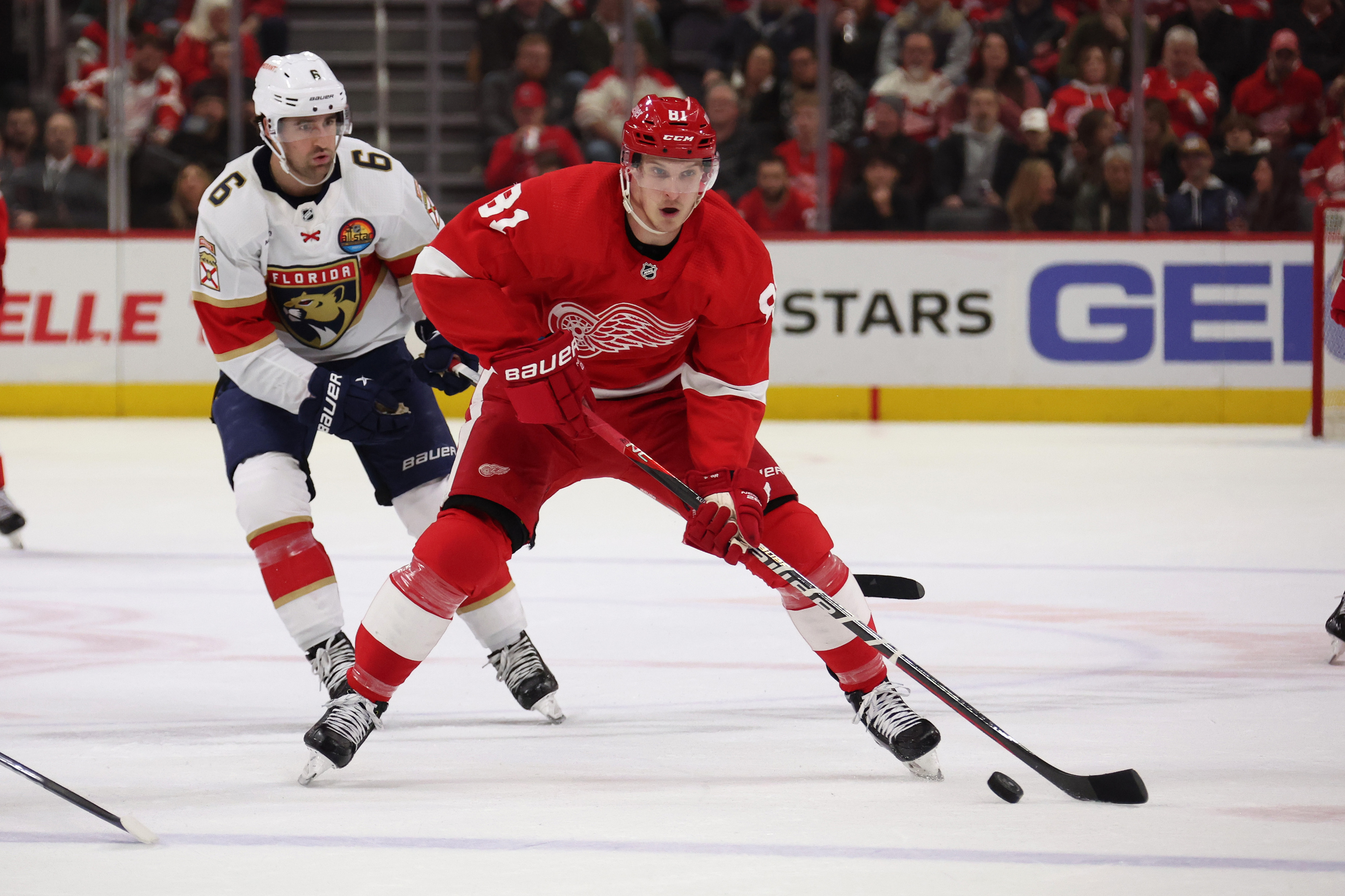 Dominik Kubalík returns to Chicago with Detroit Red Wings