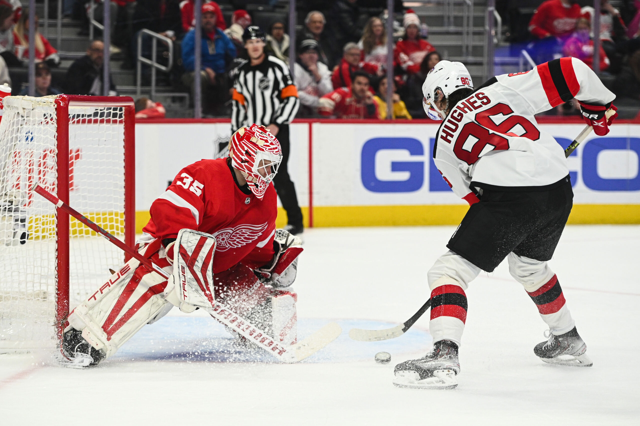 Event Feedback: New Jersey Devils vs. Detroit Red Wings - NHL