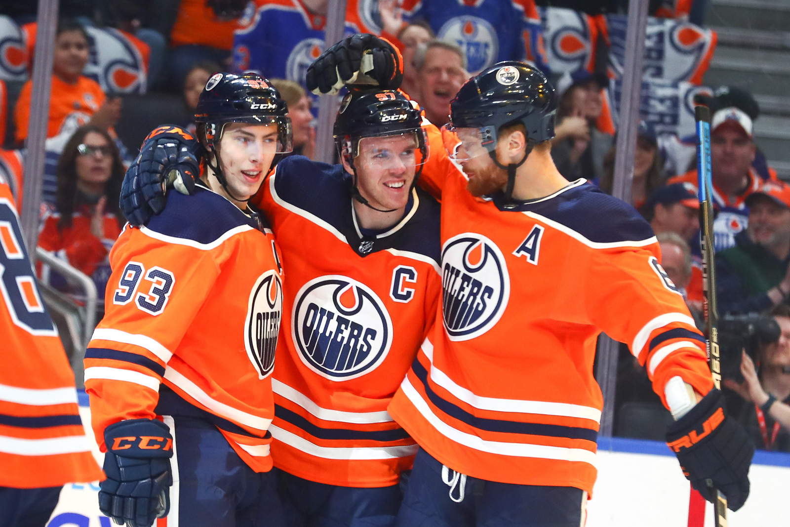 Oilers' Connor McDavid, at 20, Has Skills for the Ages - The New