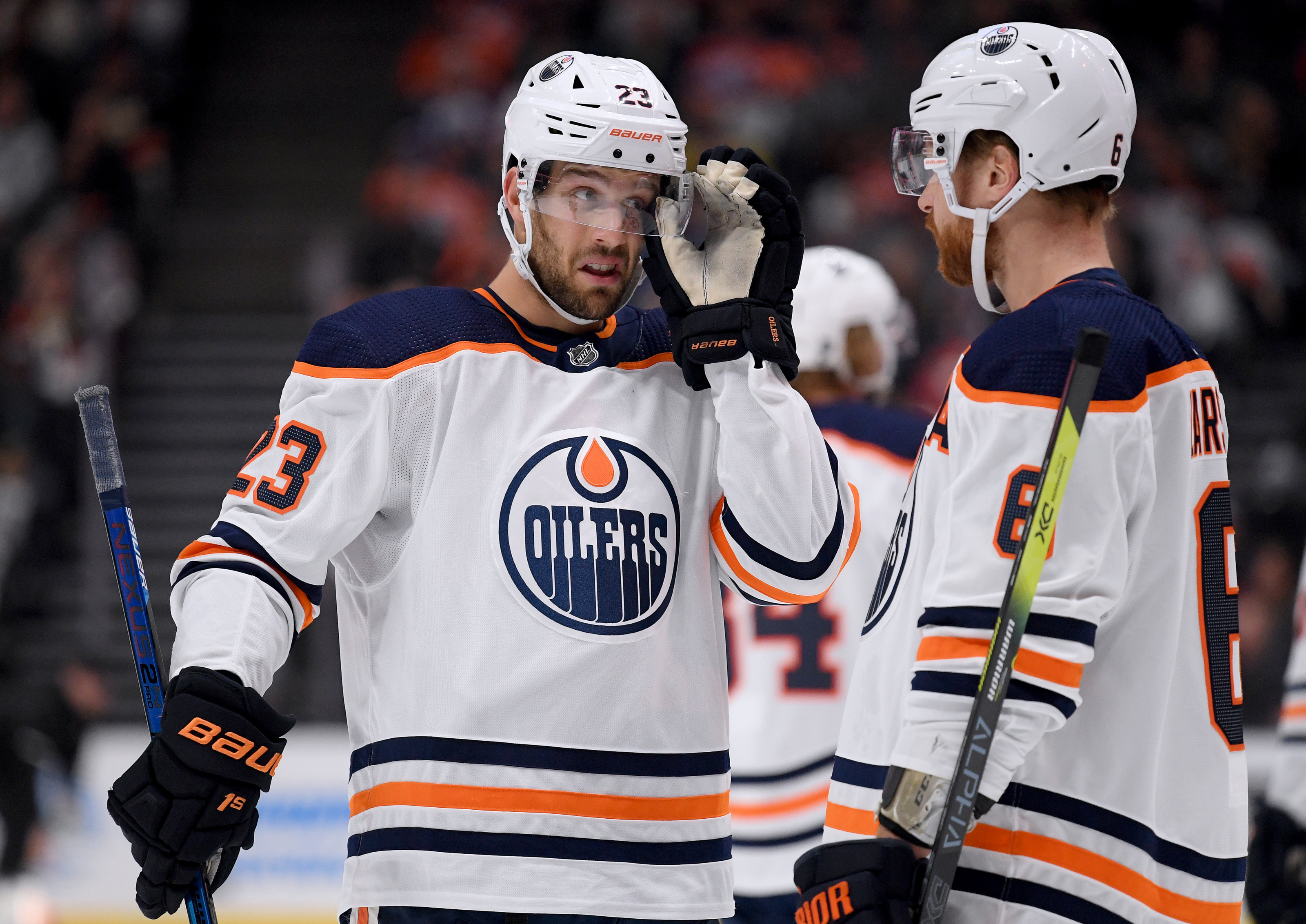 Oscar Klefbom signs seven-year, $29-million pact with Oilers - The