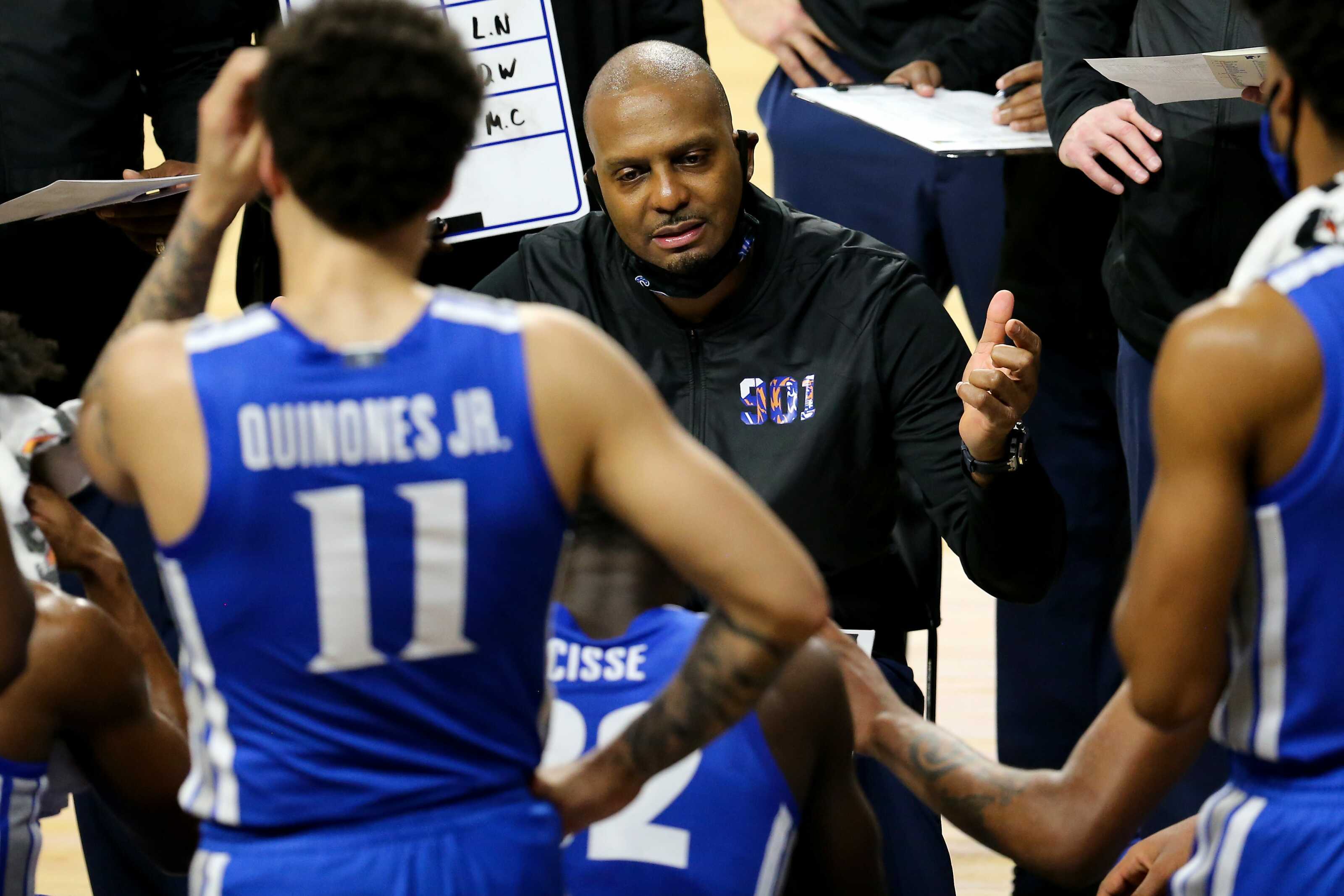 Penny Hardaway to remain at Memphis after interviewing with