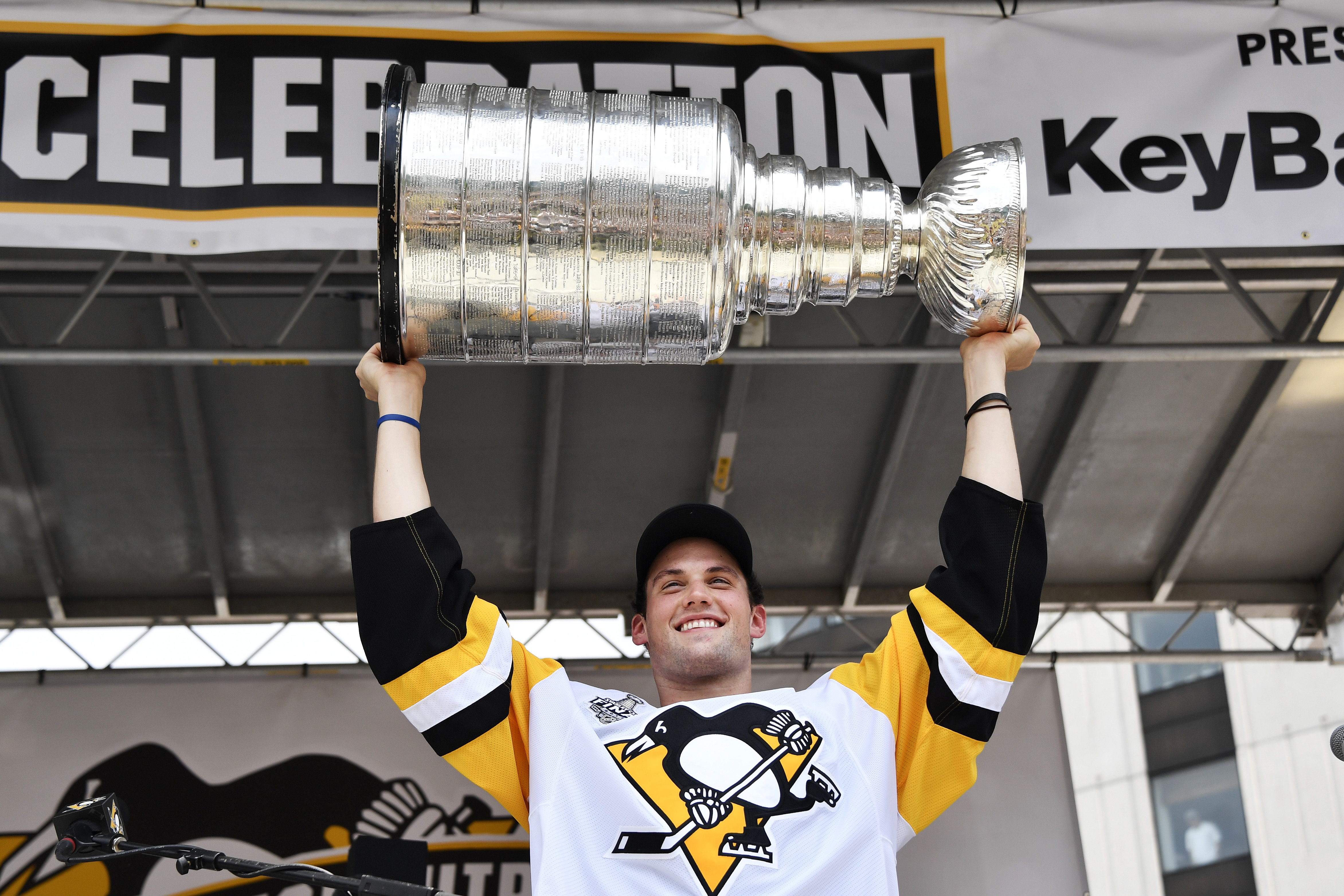 Brian Dumoulin and the Pittsburgh Penguins Repeat as Stanley Cup Champions  - BC Interruption