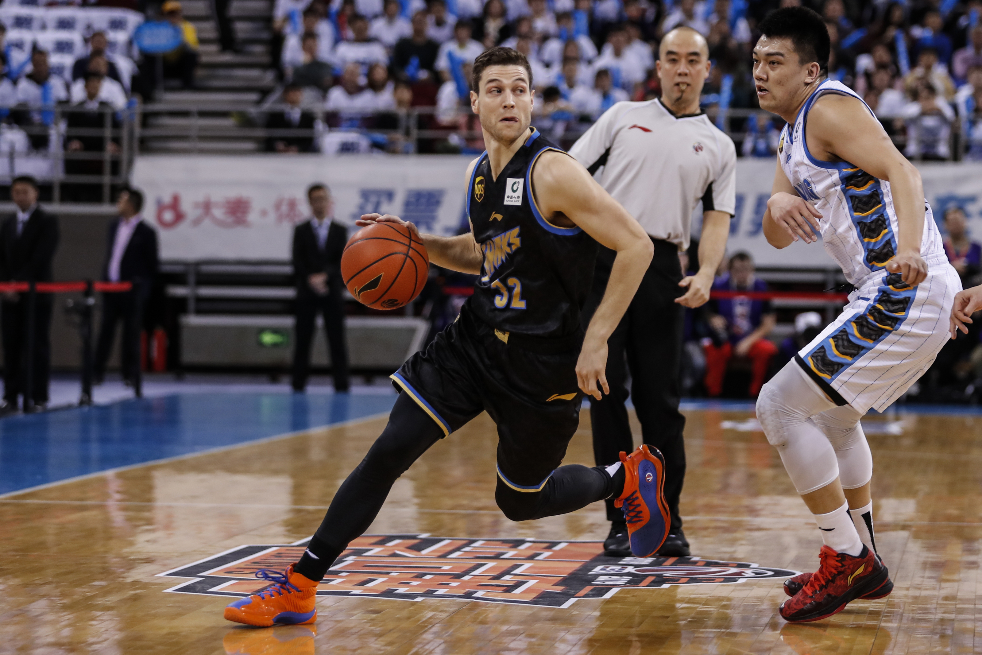 Jimmer Fredette signs with Suns: Former BYU, China star returns to