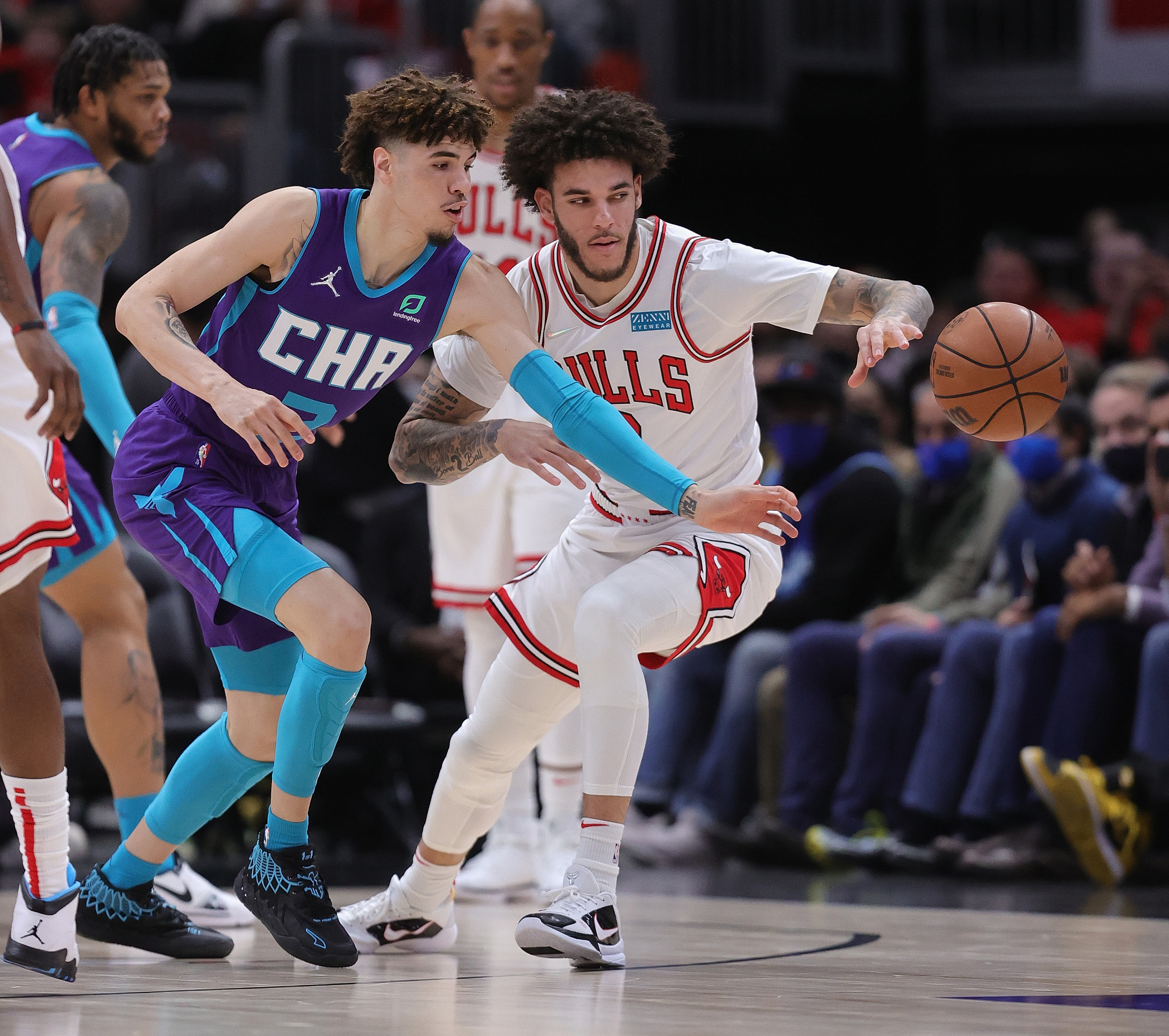 Hornets sign LiAngelo Ball, will he ever play alongside brother LaMelo Ball  in NBA?