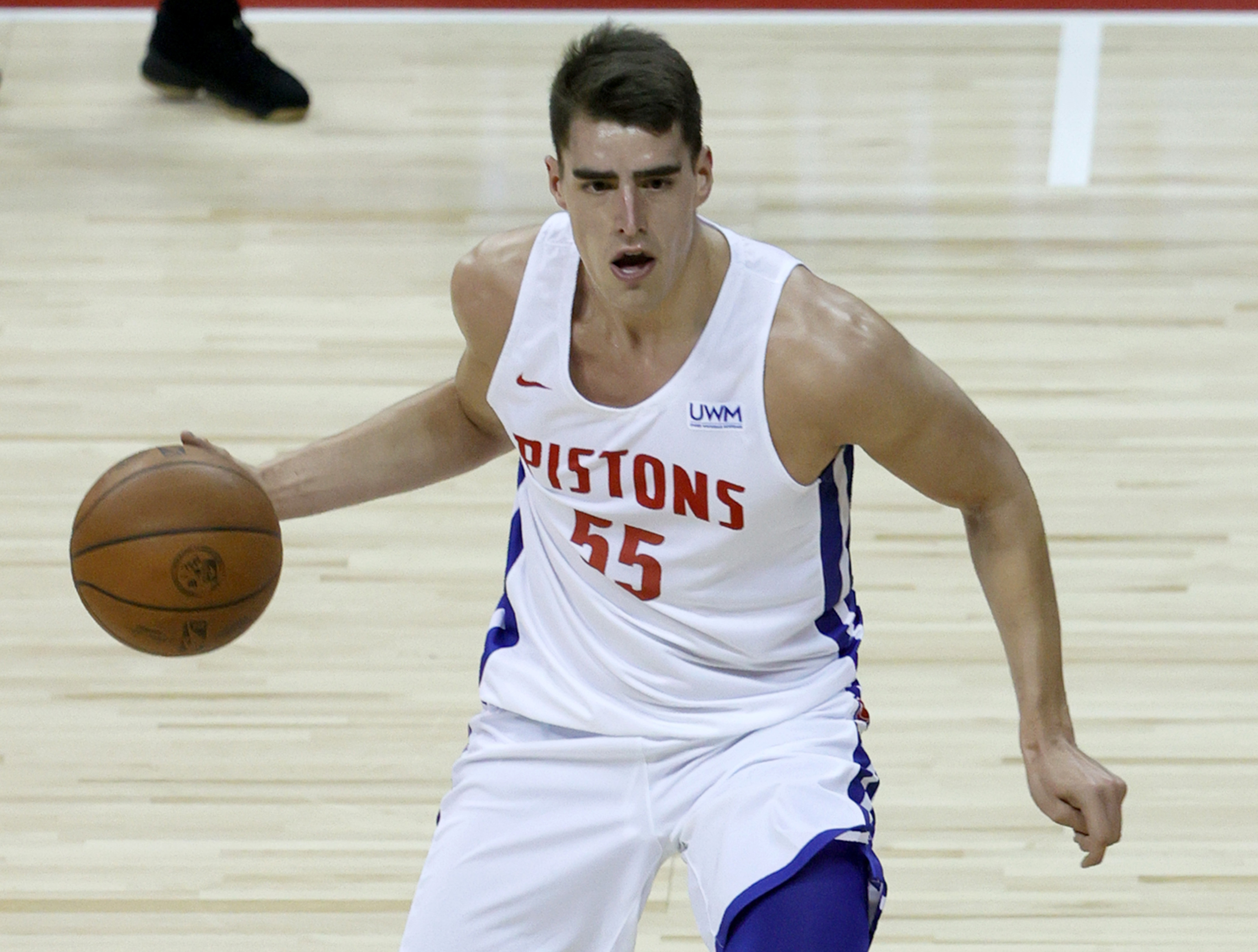 Pistons get a double dip of four-year Big Ten stars in Livers, Garza