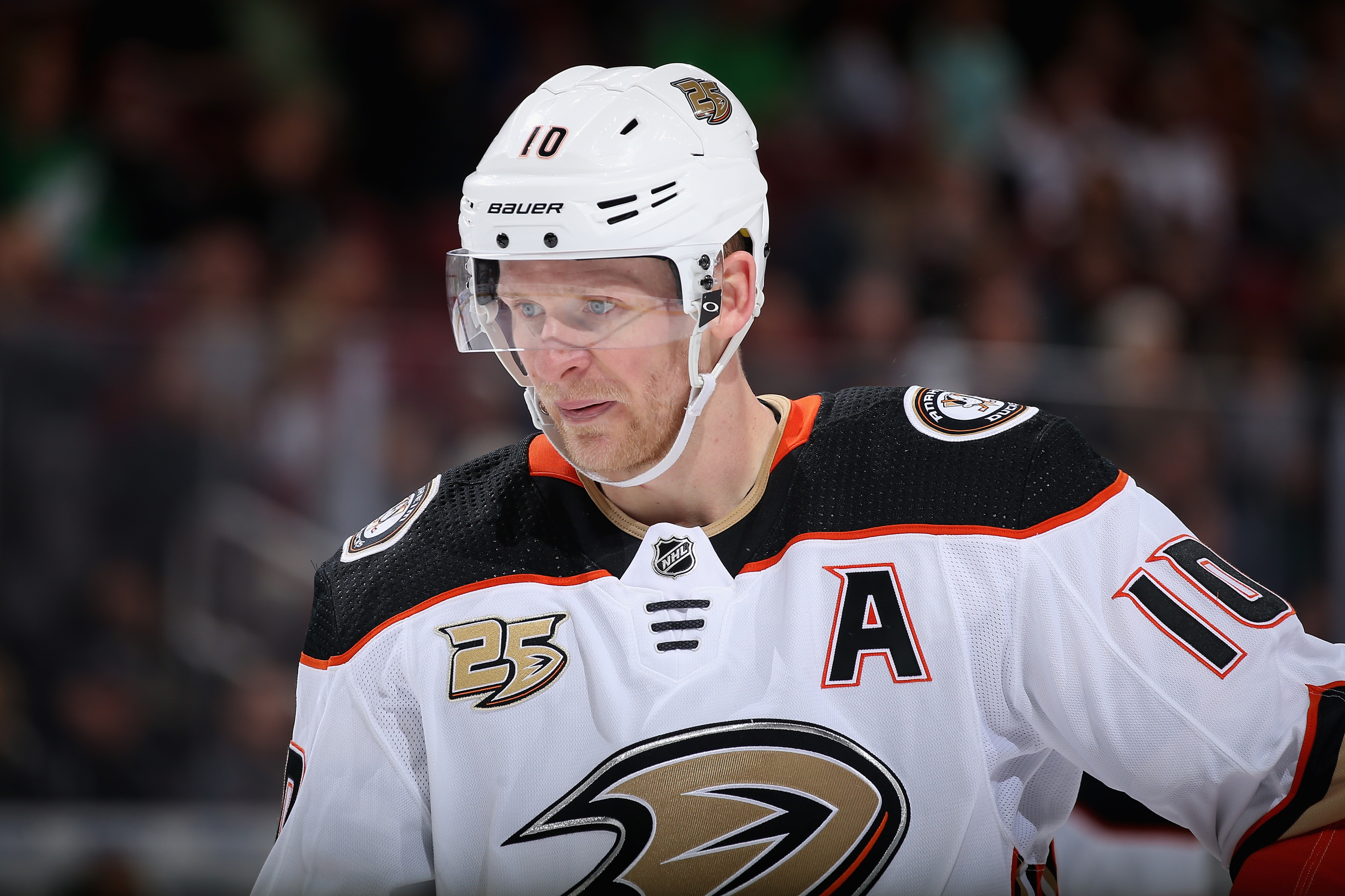 Should the Tampa Bay Lightning bring back Corey Perry for 2023-24?