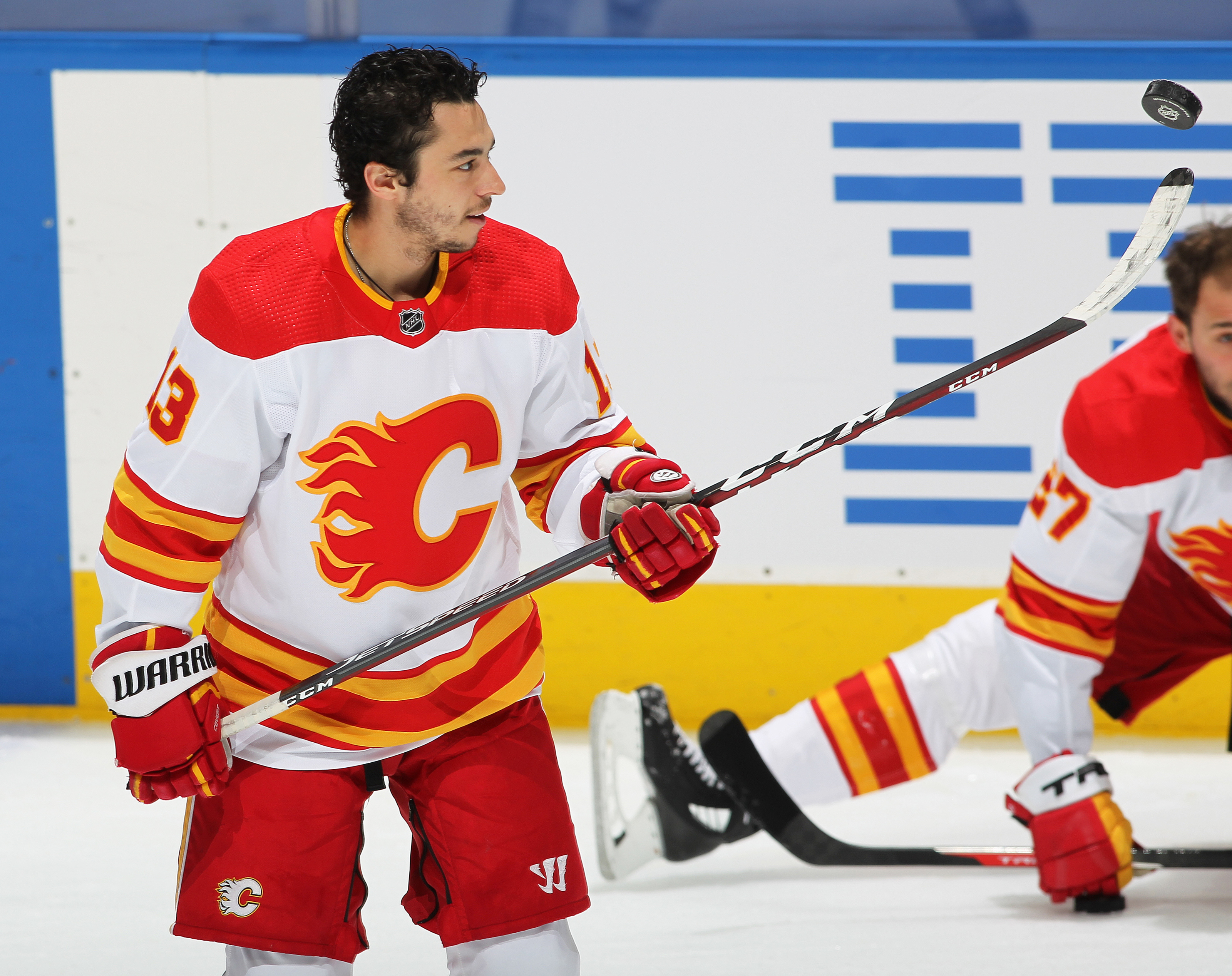 Former Flames captain Mark Giordano scores in return to Calgary with Kraken