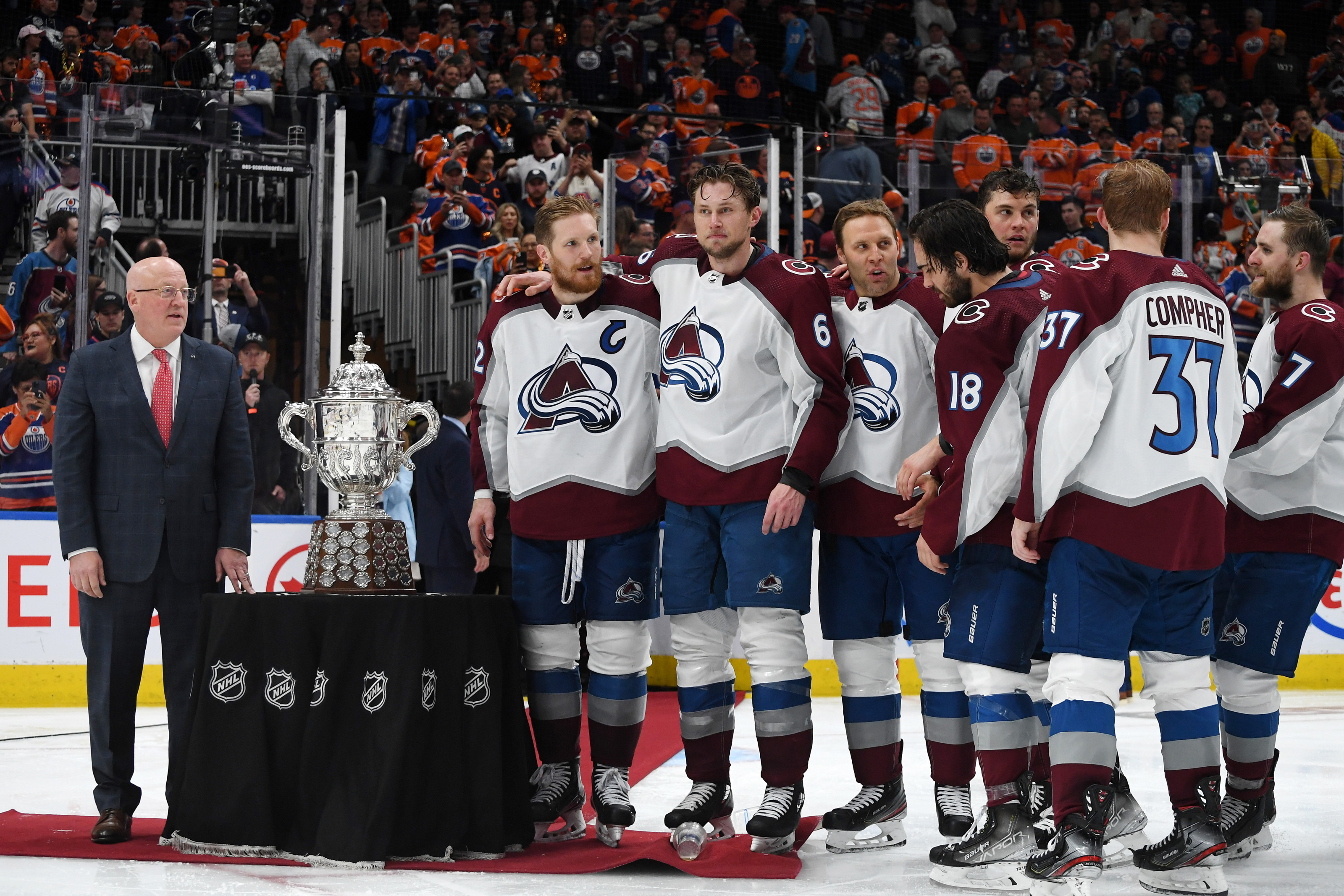 Colorado Avalanche - Franchise, Team, Arena and Uniform History