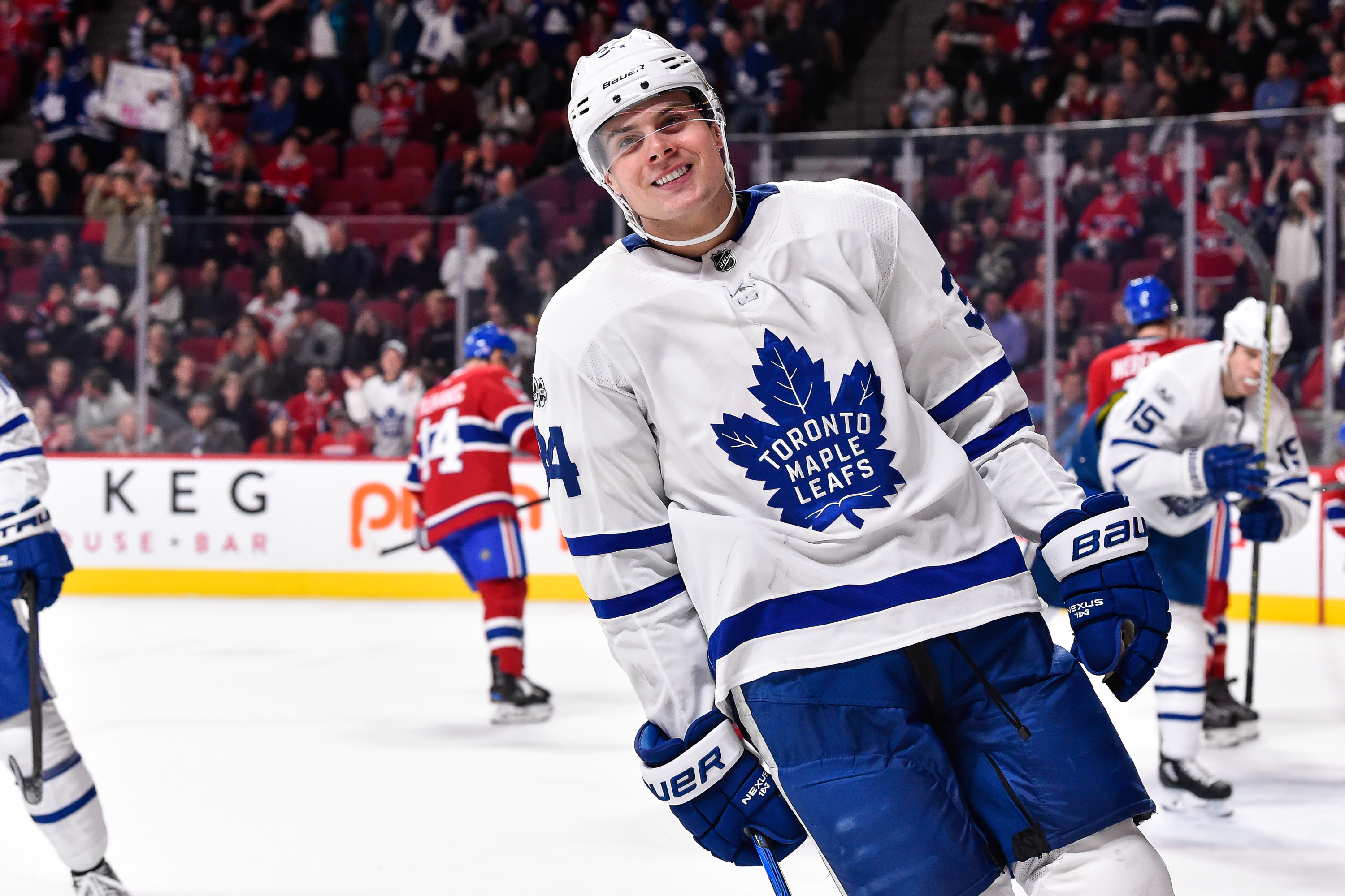 Auston Matthews of Toronto Maple Leafs has 2017-18's best-selling