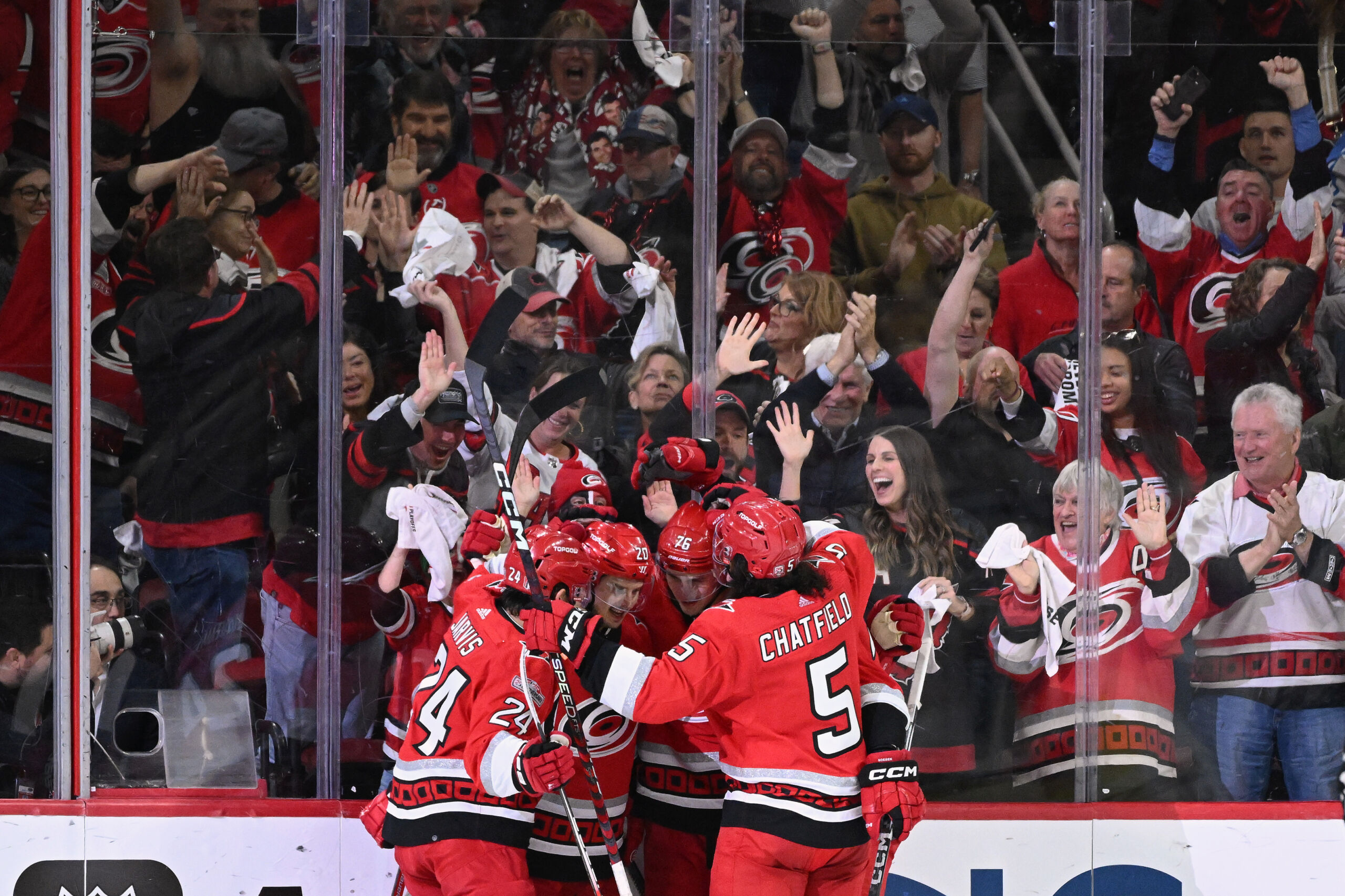 Carolina Hurricanes @ New Jersey Devils: Lineups and Game