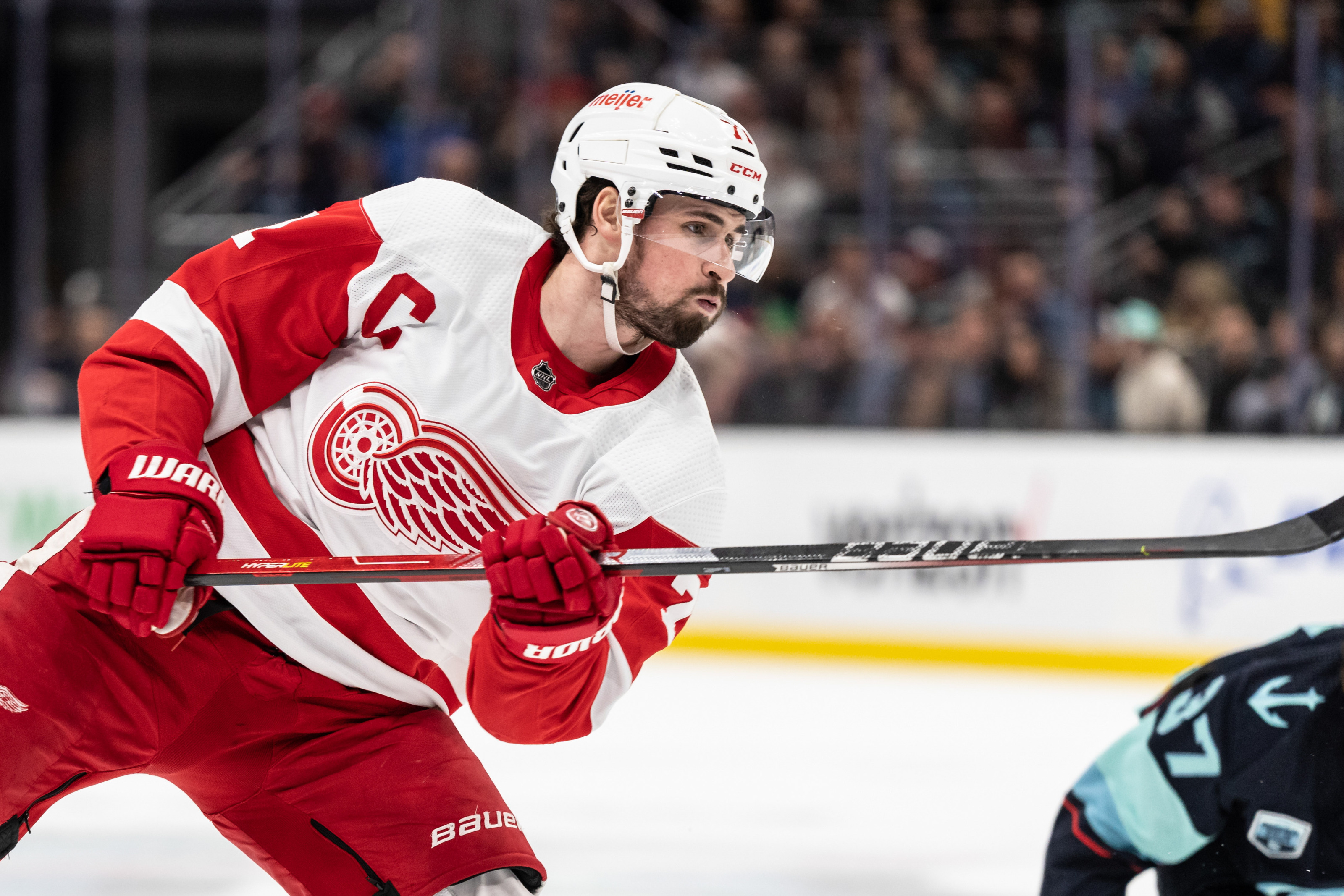 Red Wings Captain Larkin Getting New Linemate