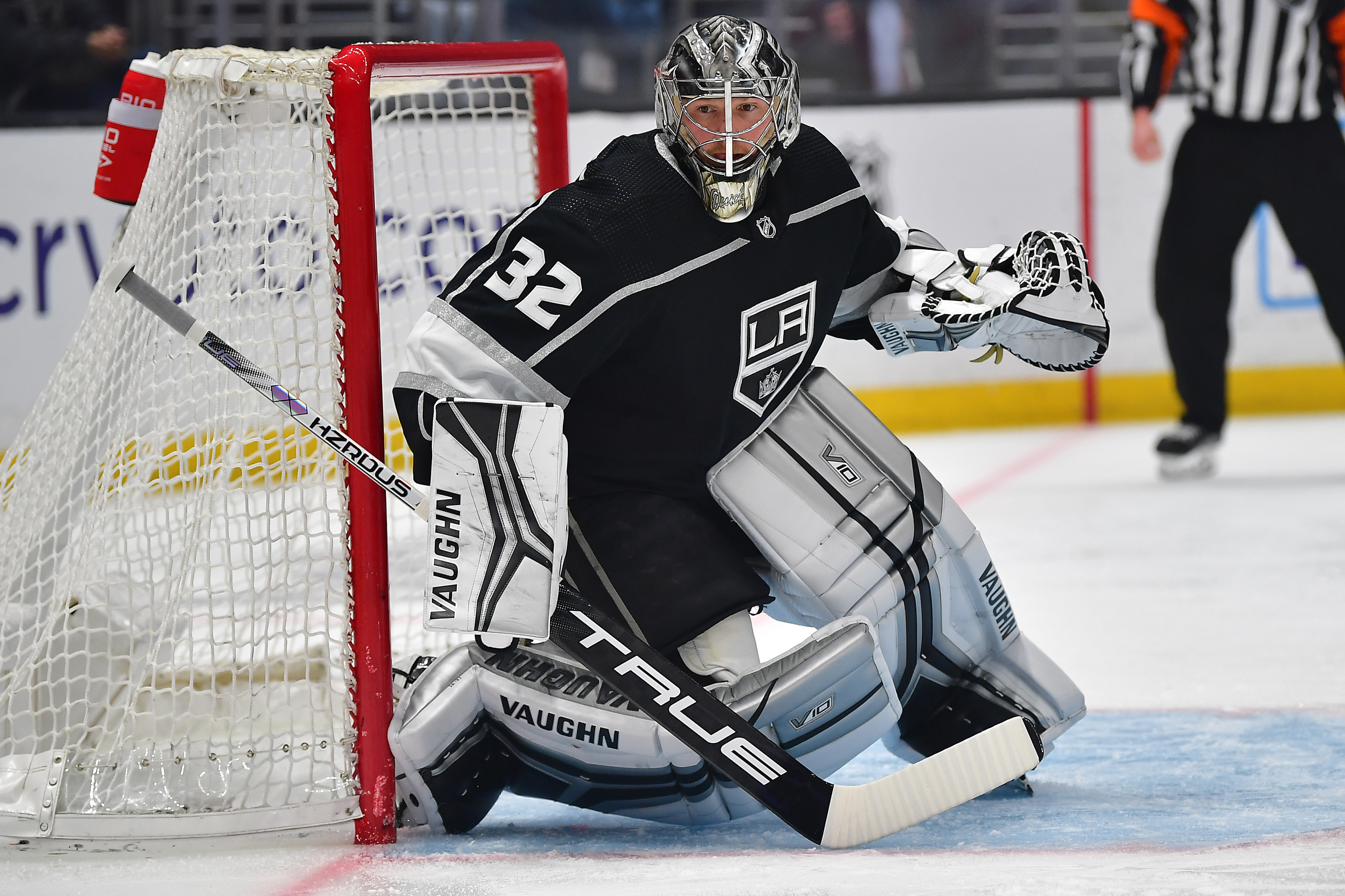 Rangers Sign Jonathan Quick to One-Year Deal - The Hockey News
