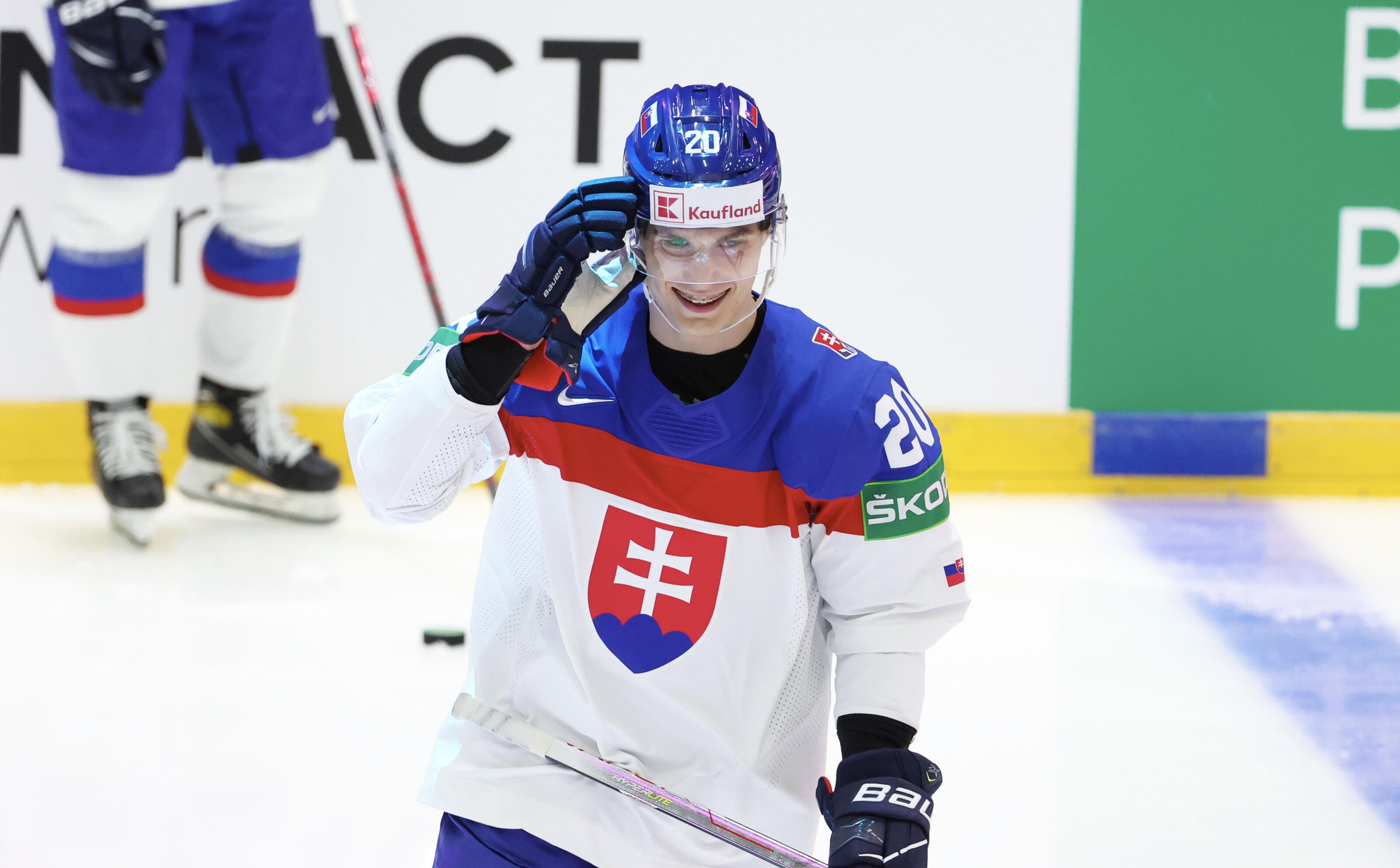 Juraj Slafkovsky appears to select his jersey number. - HockeyFeed