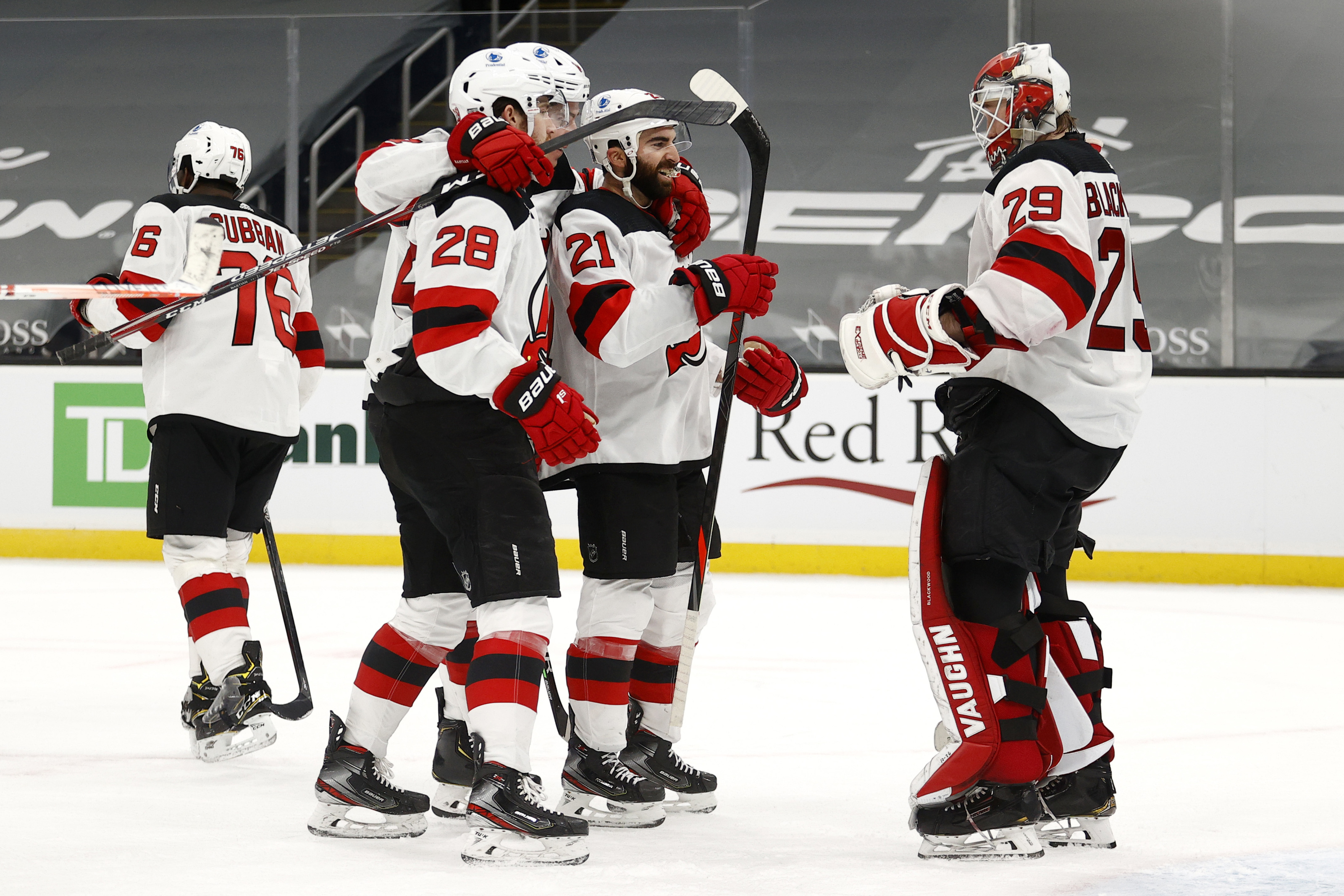 Devils visit Capitals after shutout win