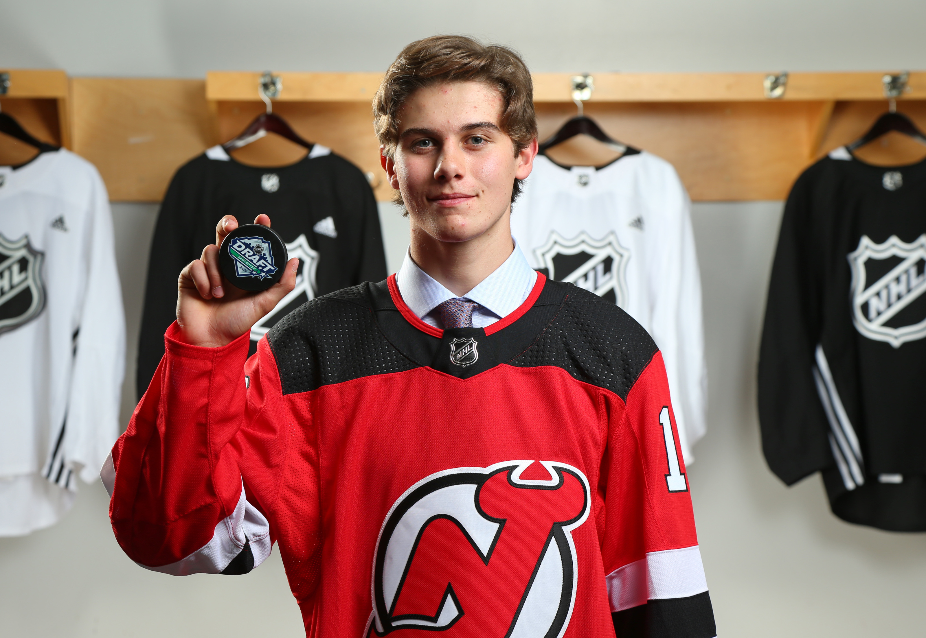 New Jersey Devils - ‪It's official. Jack Hughes is a New Jersey Devil‼️😈