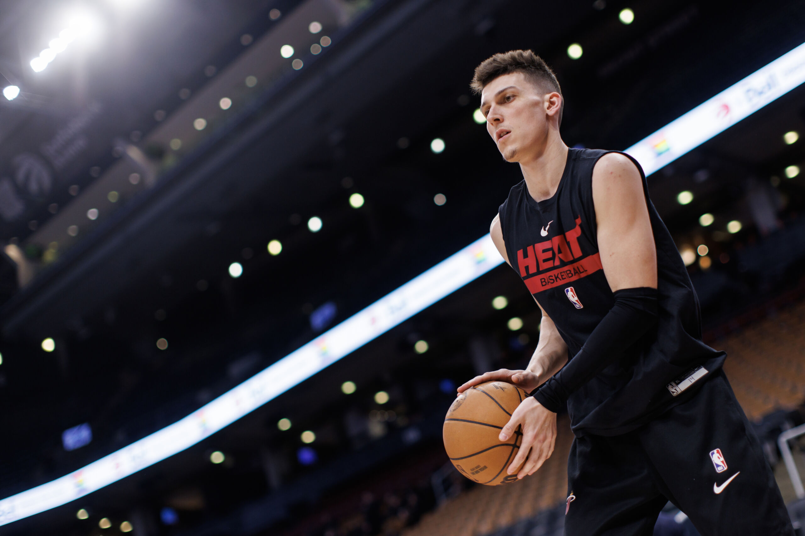 Tyler Herro of the Miami Heat warms up before the game against the News  Photo - Getty Images