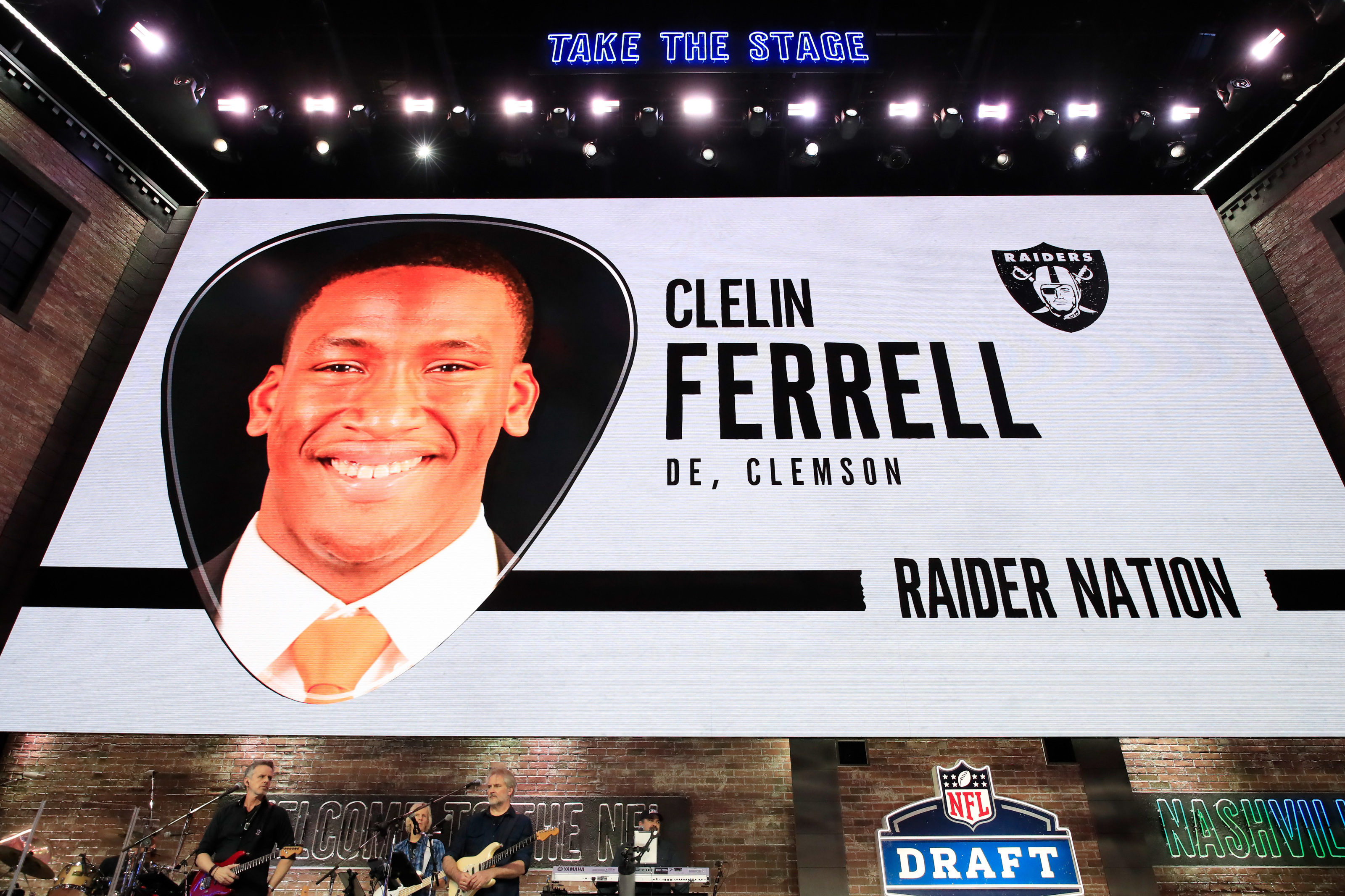 Oakland Raiders select Clelin Ferrell at No. 4 overall