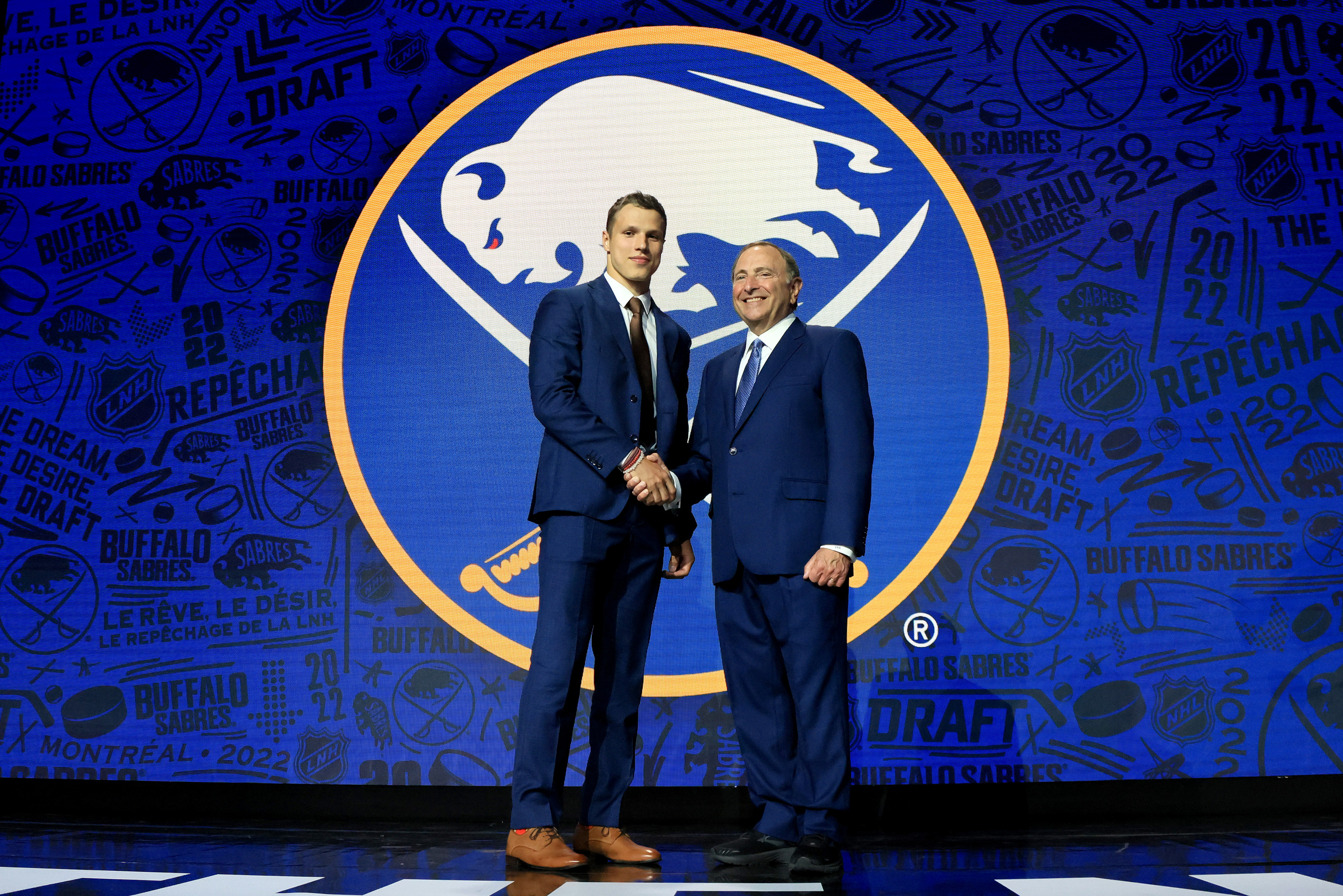 2023 NHL Mock Draft 3.0: Buffalo Sabres select a power forward
