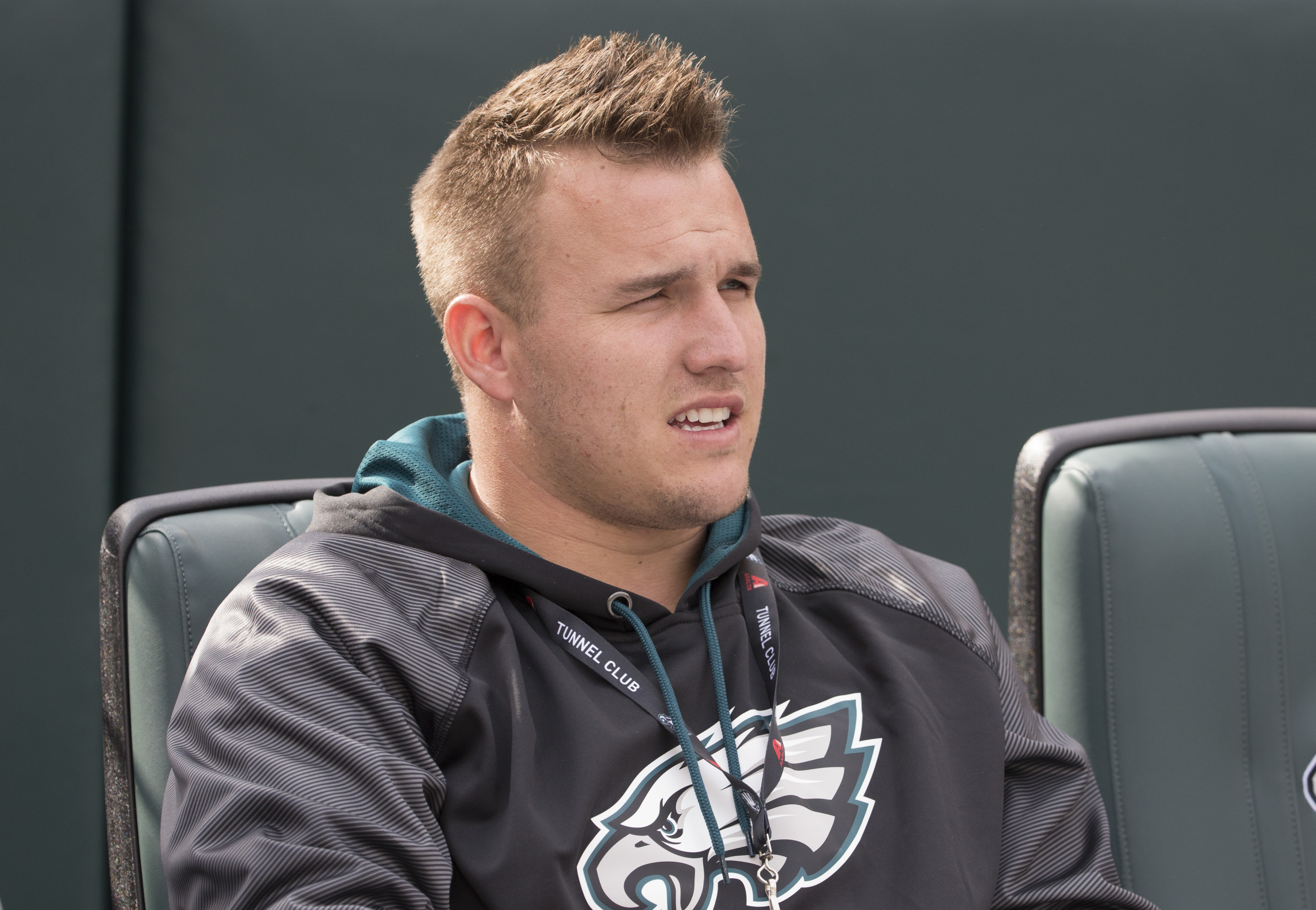 Philadelphia Eagles: Mike Trout likes what Howie Roseman is doing