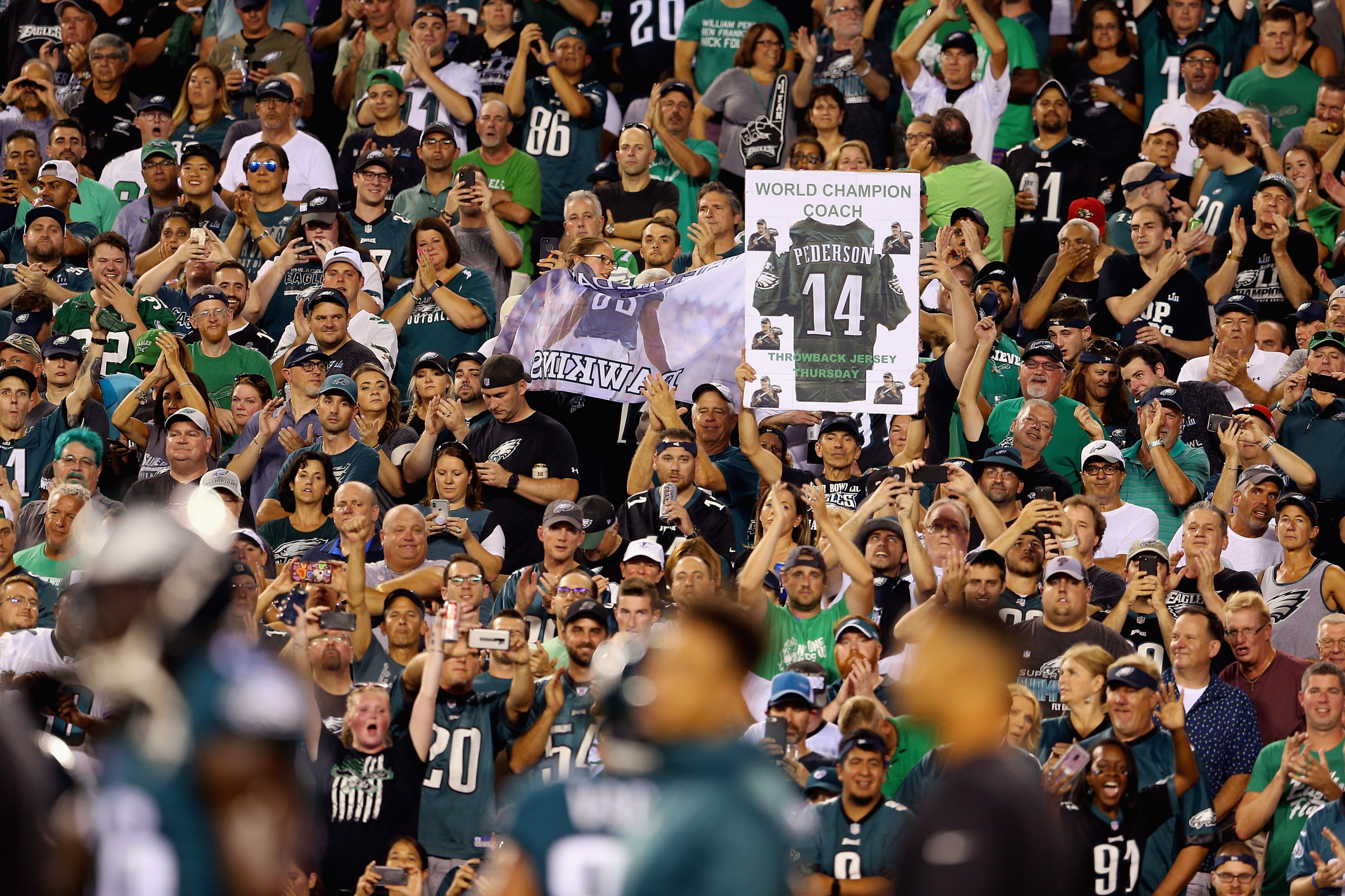 fans of philly eagles trips