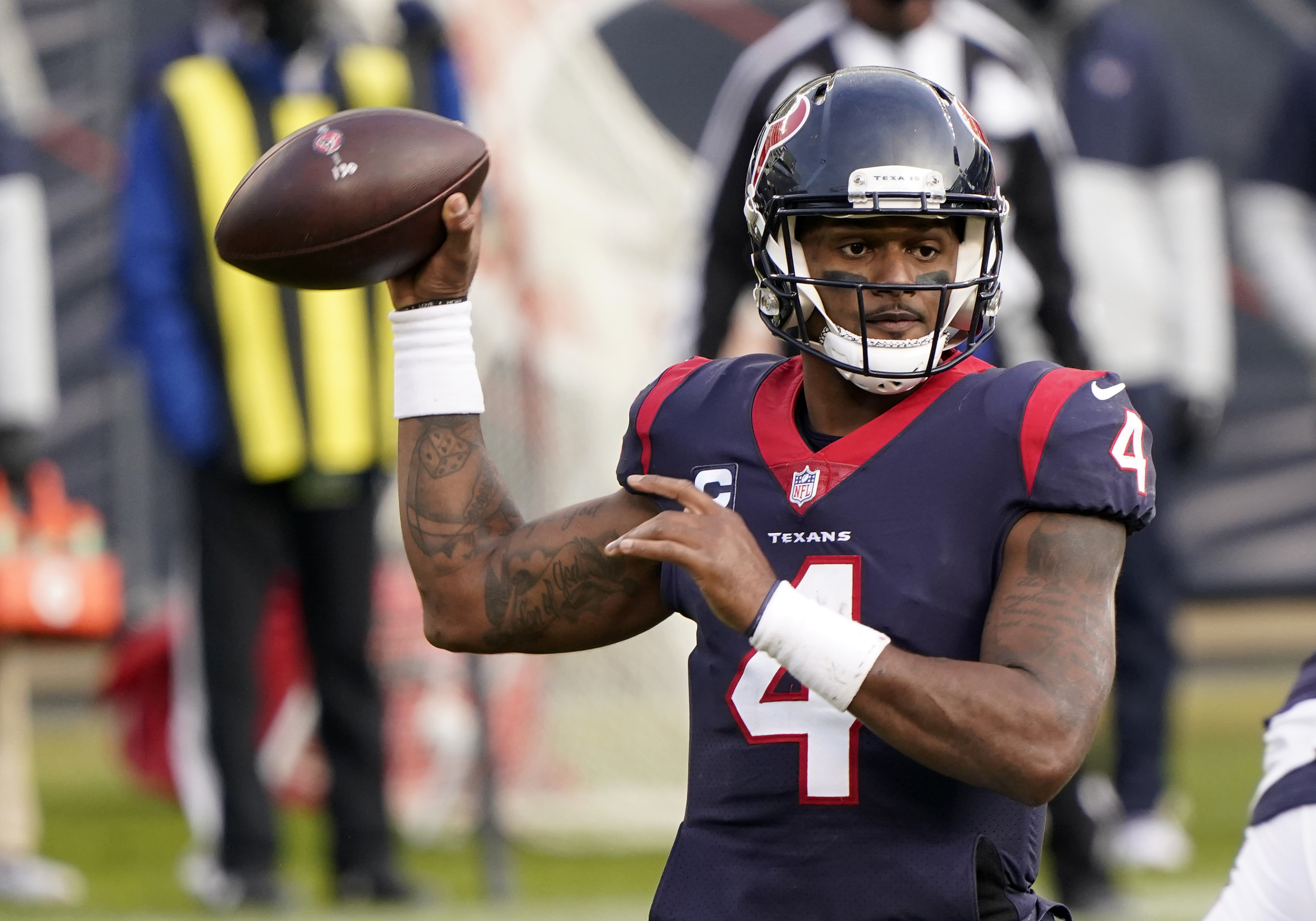 No, the Philadelphia Eagles should not try to trade for Deshaun Watson