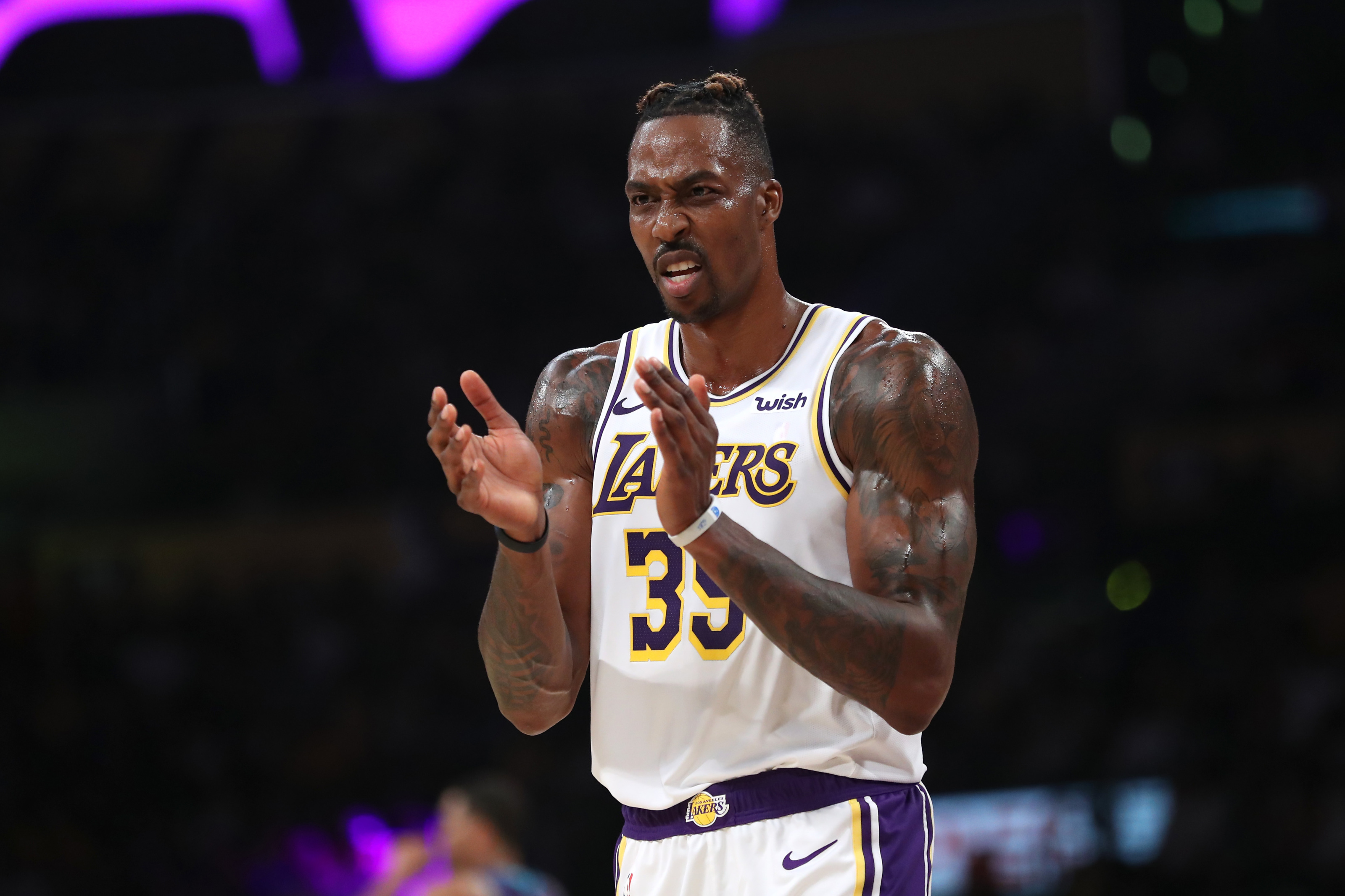 Los Angeles Lakers: What's fueling Dwight Howard's comeback in LA?