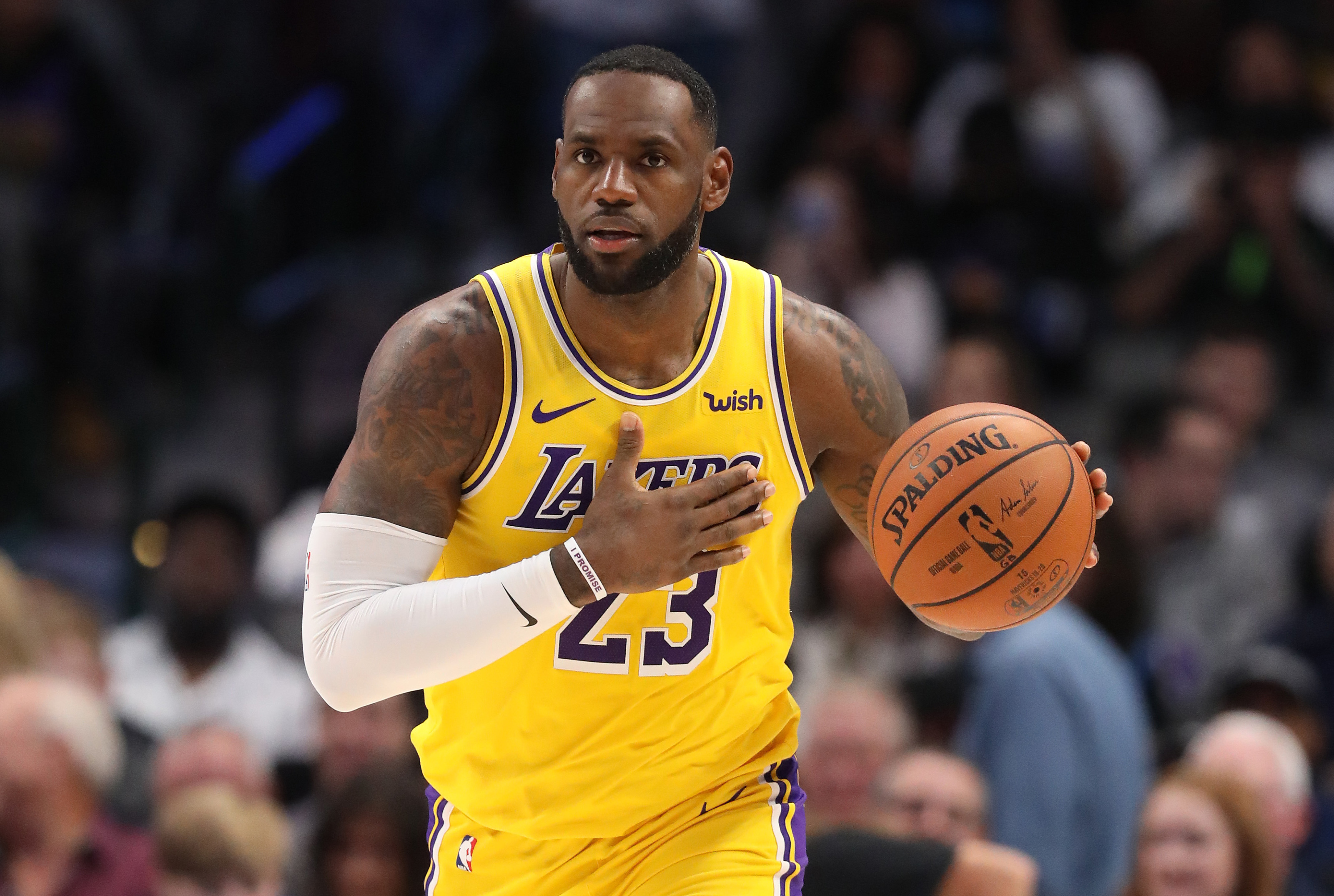 Los Angeles Lakers: LeBron leading the NBA in assists is impressive