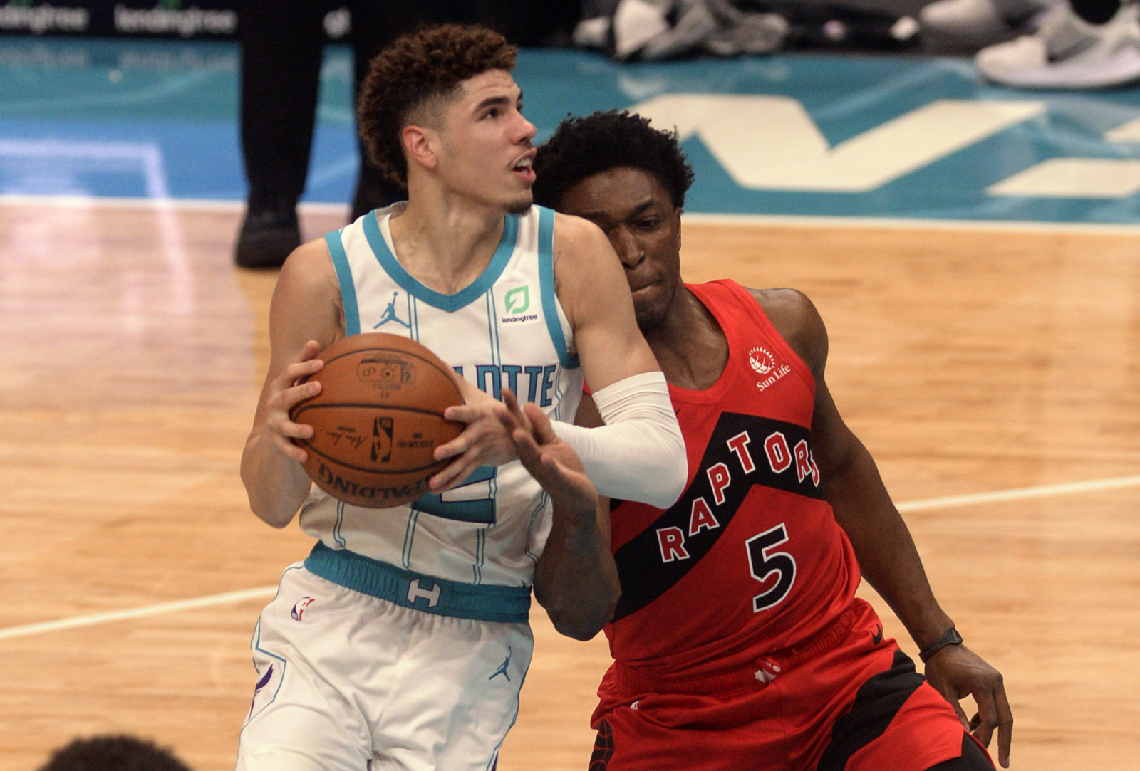 Hornets, LaMelo hold first practice of training camp