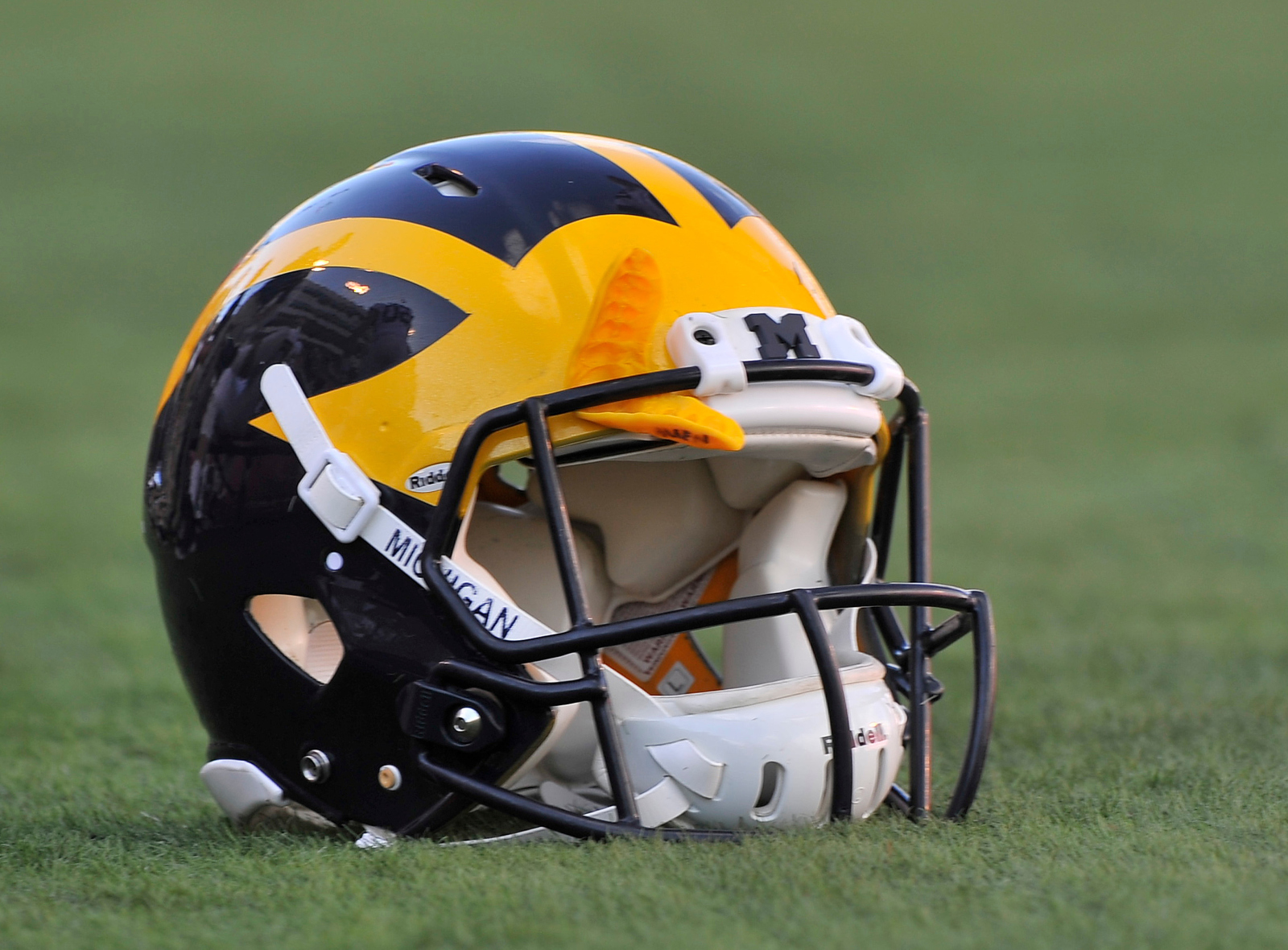 Helmet Stalker on X: Michigan WR Donovan Peoples-Jones has