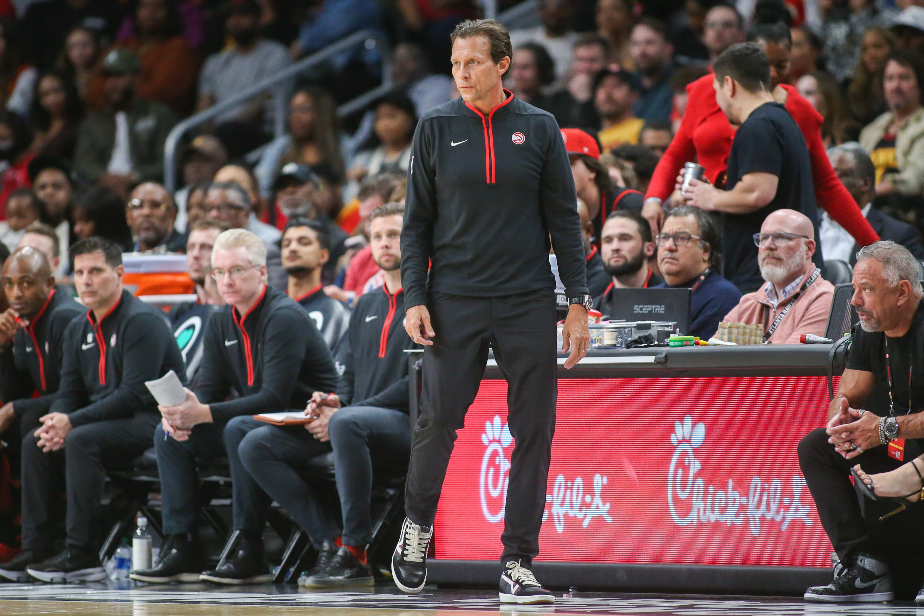 Quin Snyder is a Leader & Fashion Icon in the NBA - Sports Illustrated  Atlanta Hawks News, Analysis and More
