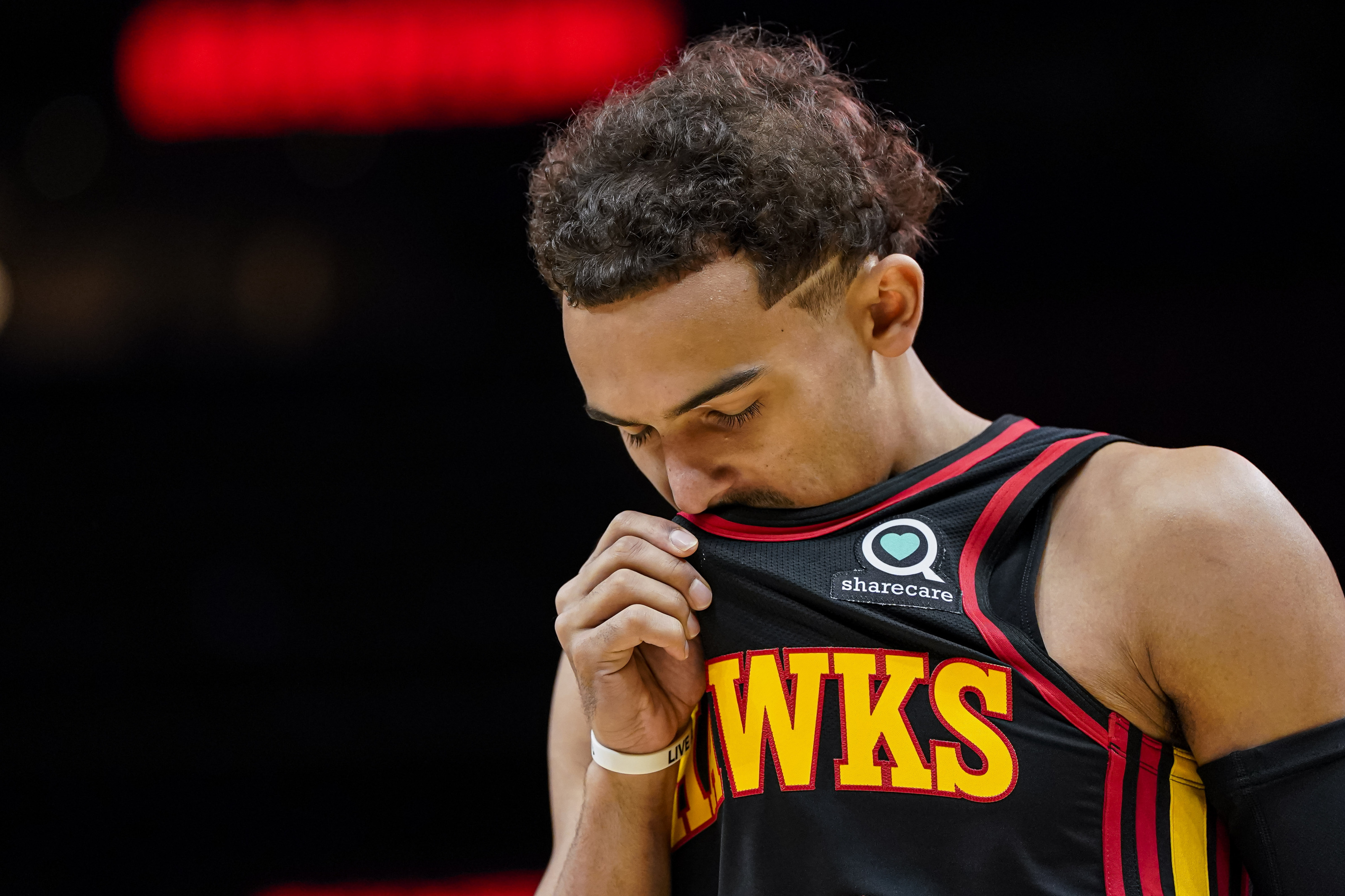 Atlanta Hawks: Young's jersey sales reach highest ranking of his career
