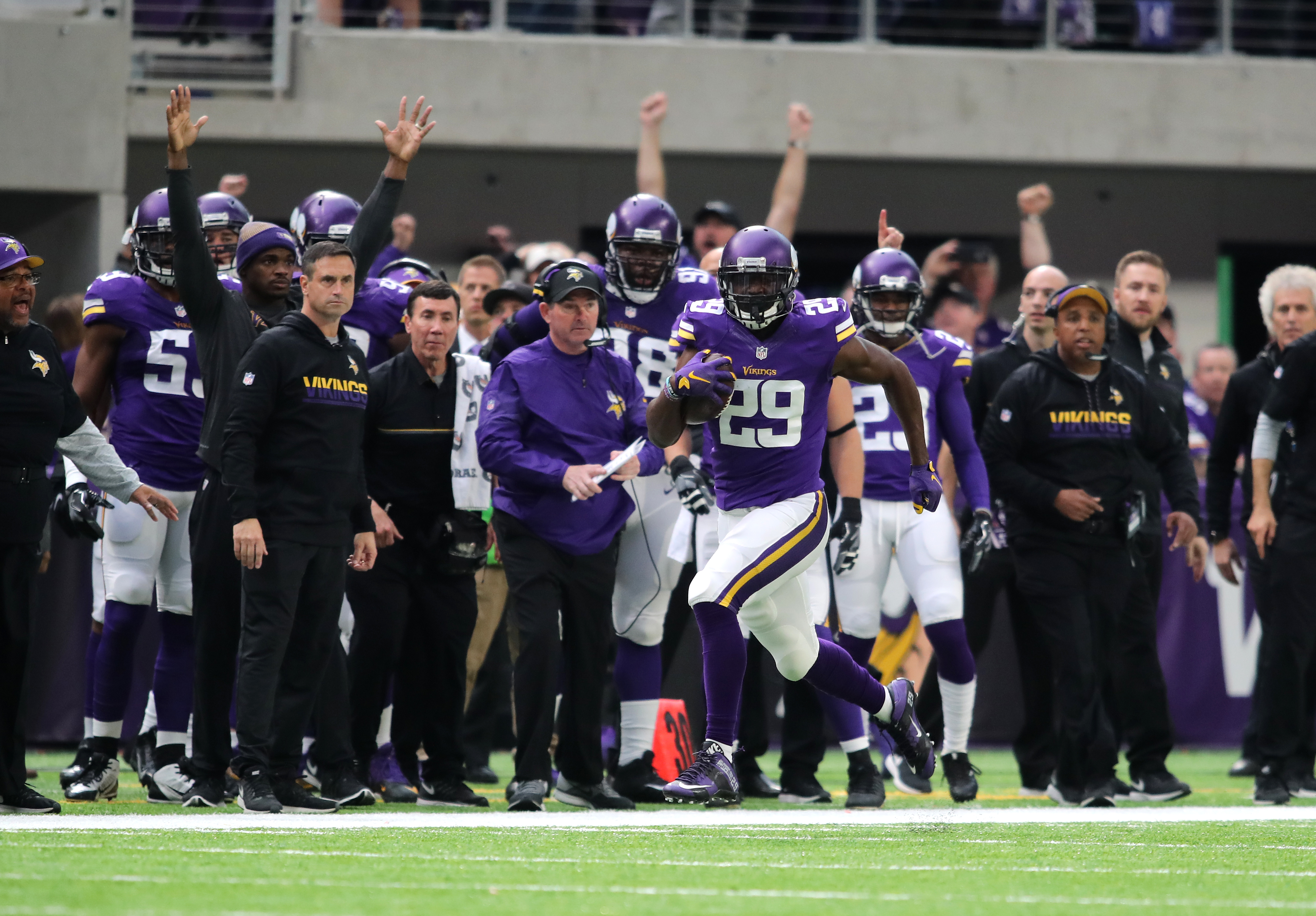 Vikings make Xavier Rhodes one of the top paid corners in the NFL