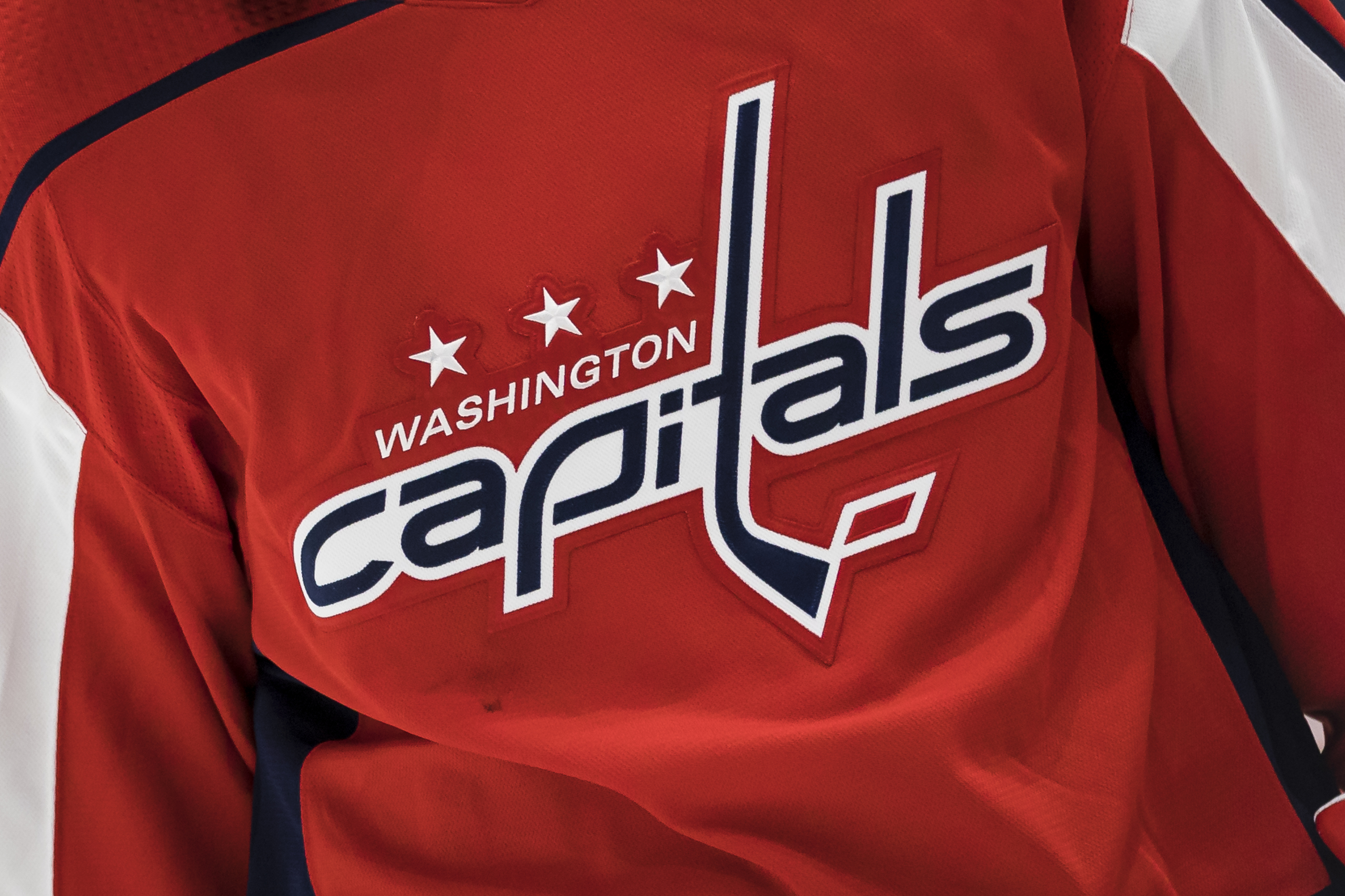 NHL Washington Capitals Vintage 1995 'Screaming Eagle' Jersey