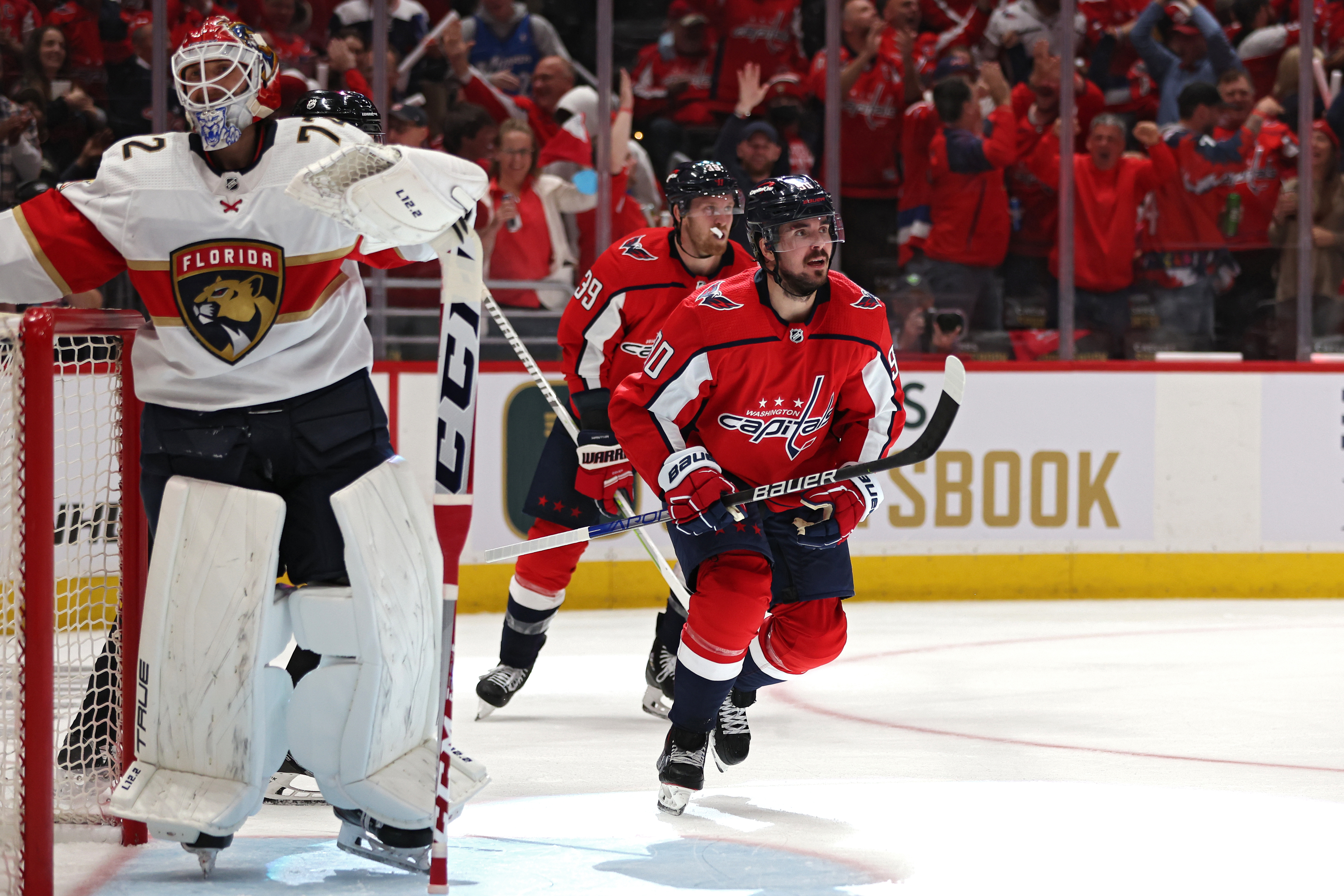 NHL trade deadline updates: Bruins acquire Marcus Johansson from Devils -  The Boston Globe