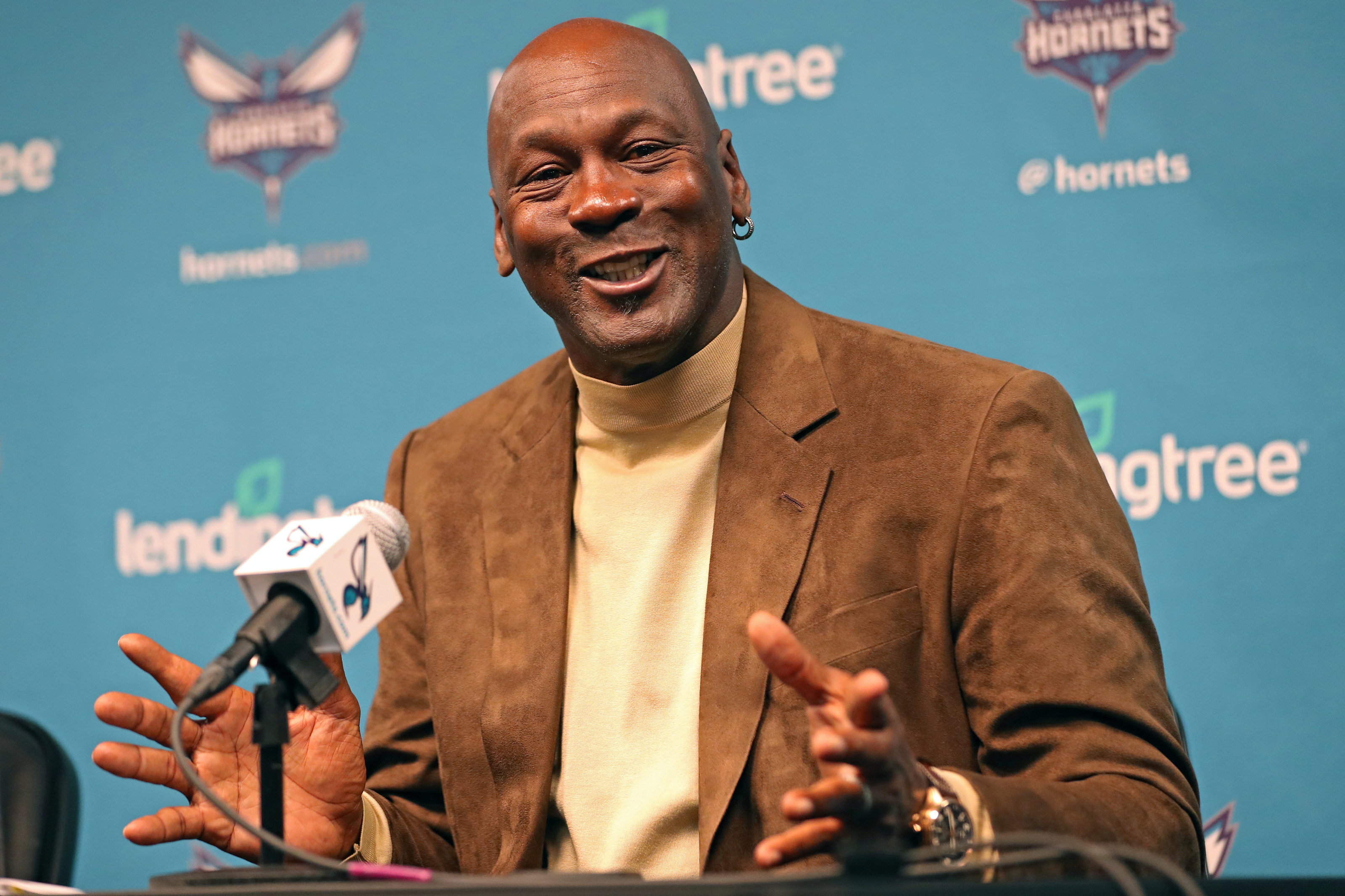 Michael Jordan wants Hornets fans to shop til they drop - Charlotte  Business Journal