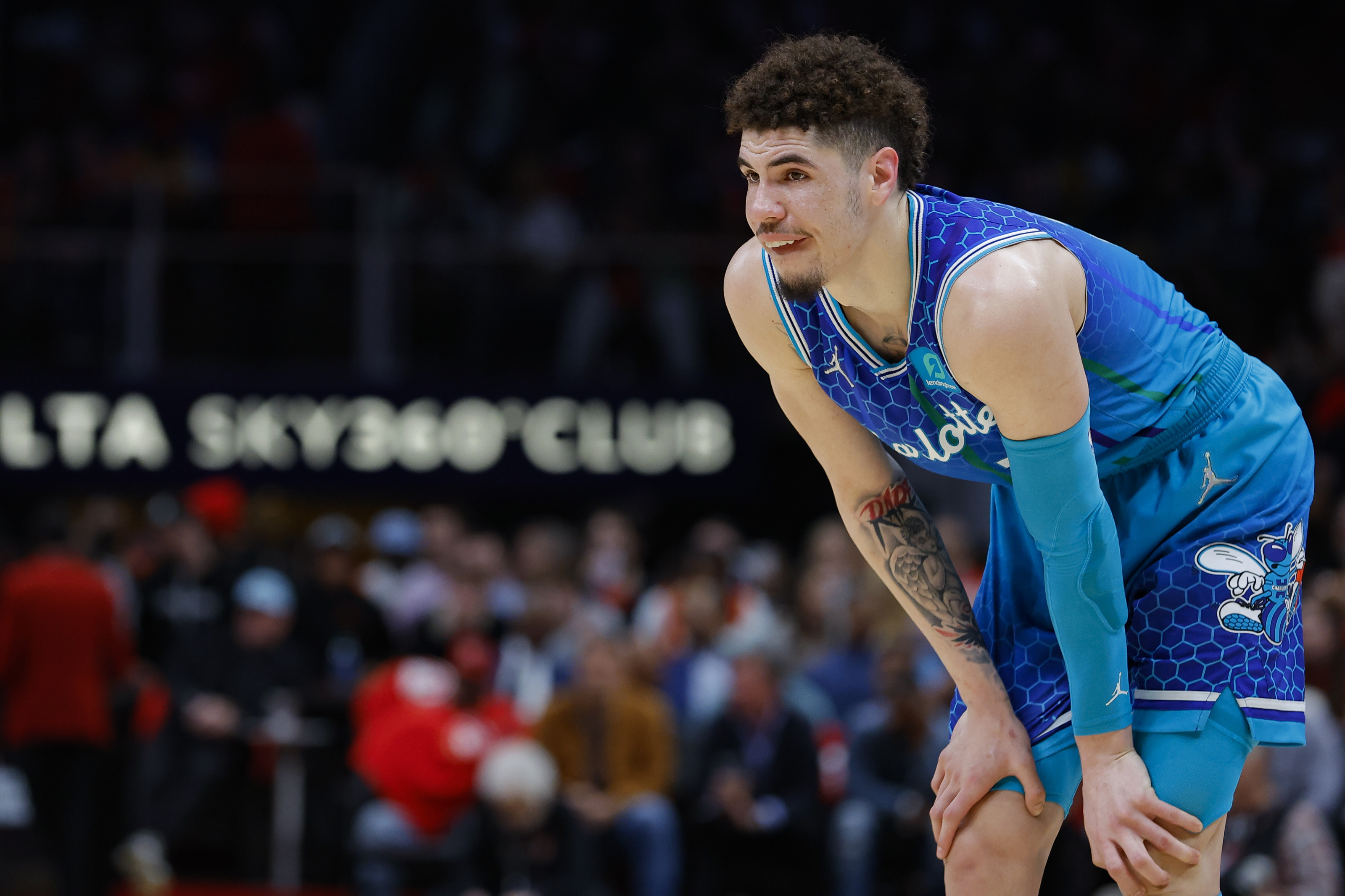 LaMelo Ball agrees to 5-year, $260 million max contract extension
