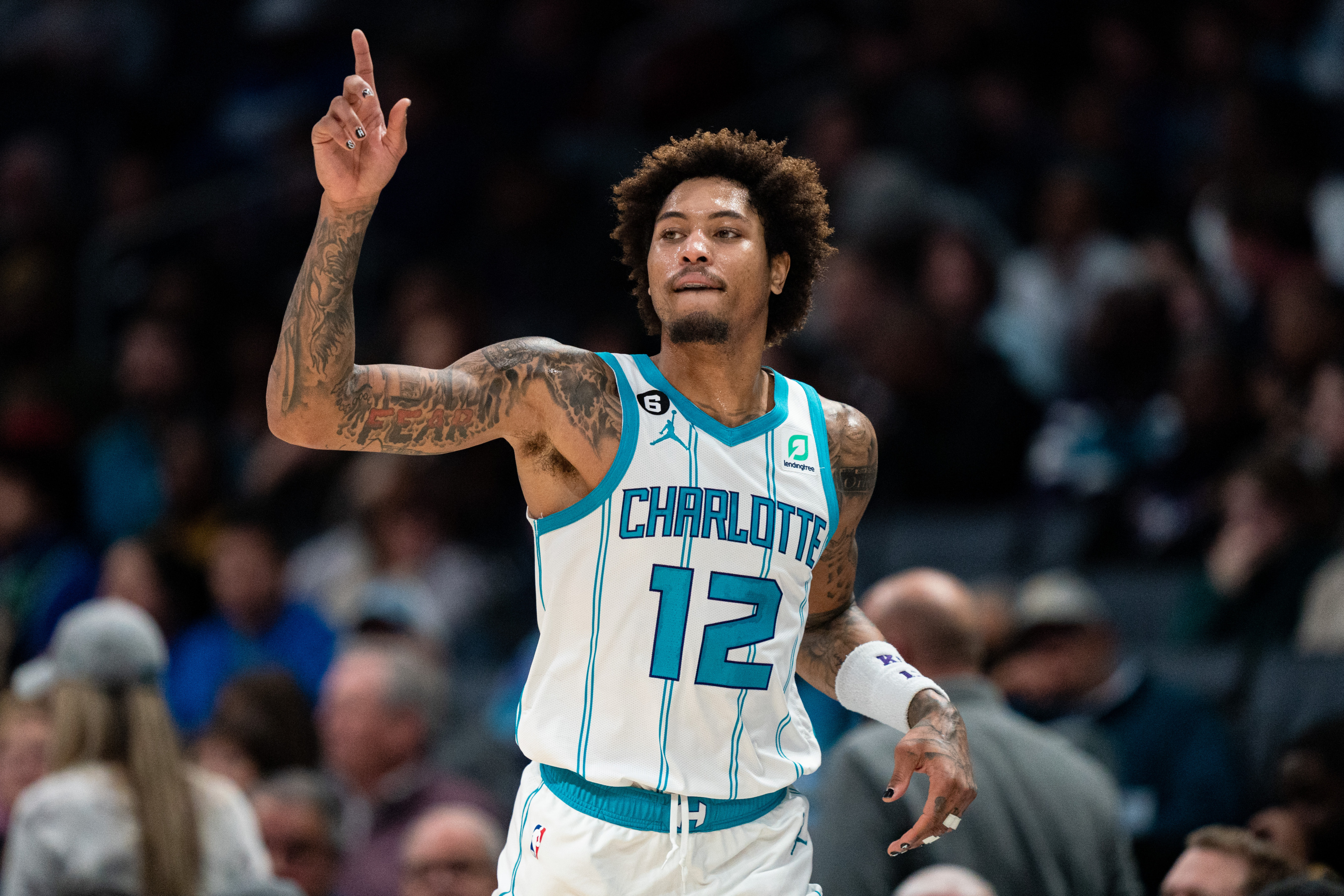 Hornets officially sign Kelly Oubre Jr.