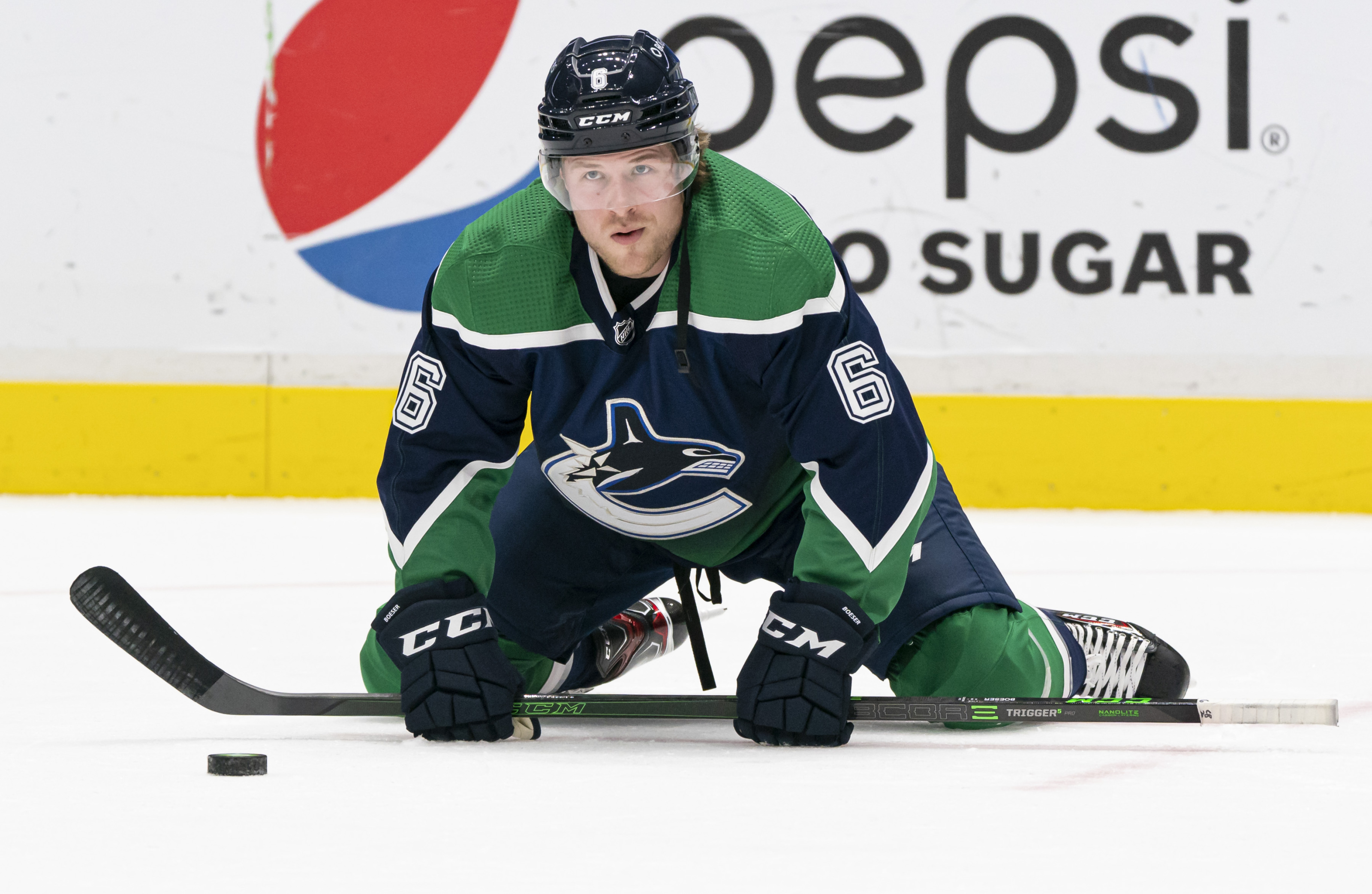 First look at Canucks' lines: Nils Hoglander's position in the
