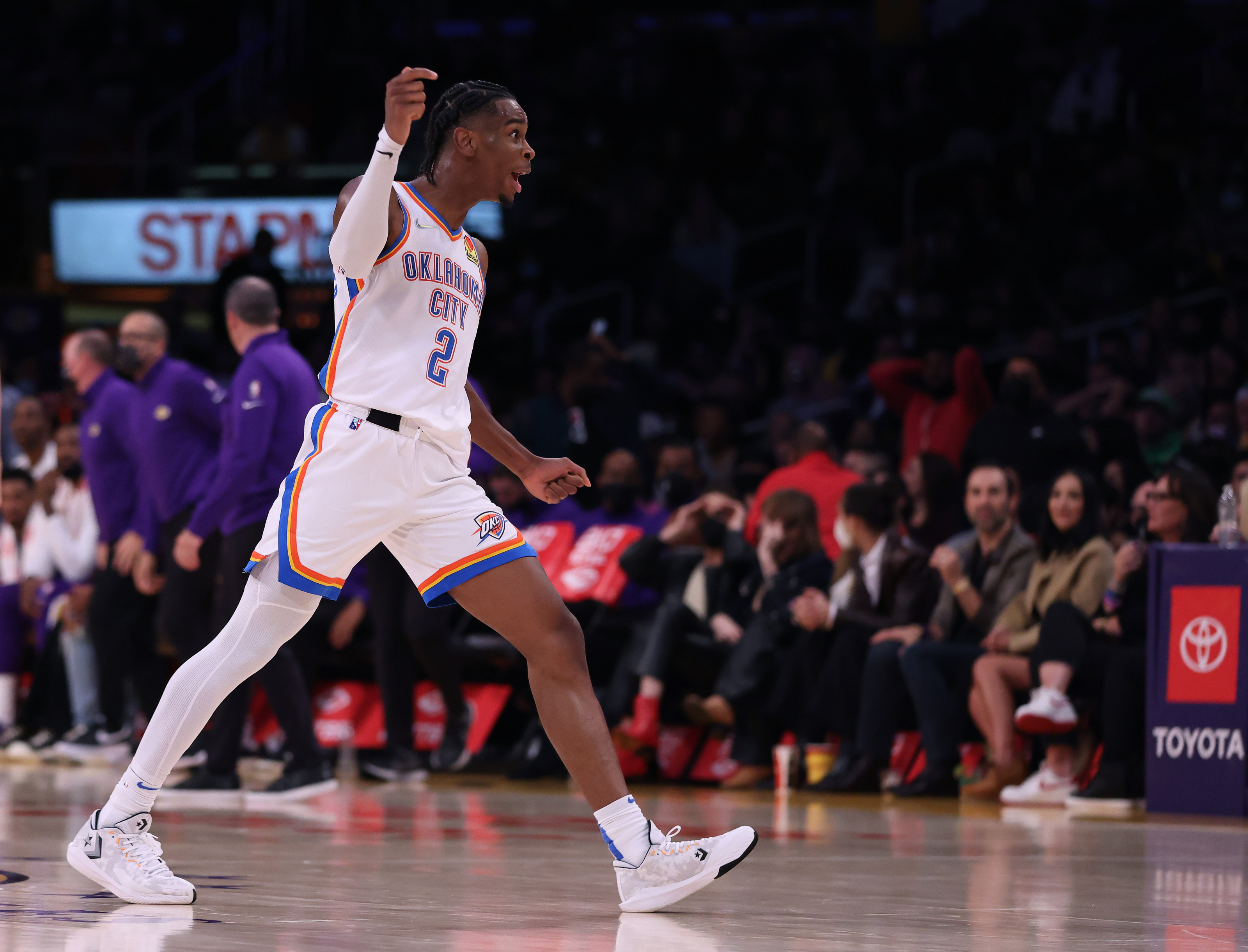 Shai Gilgeous-Alexander wins Western Conference Player of the Week
